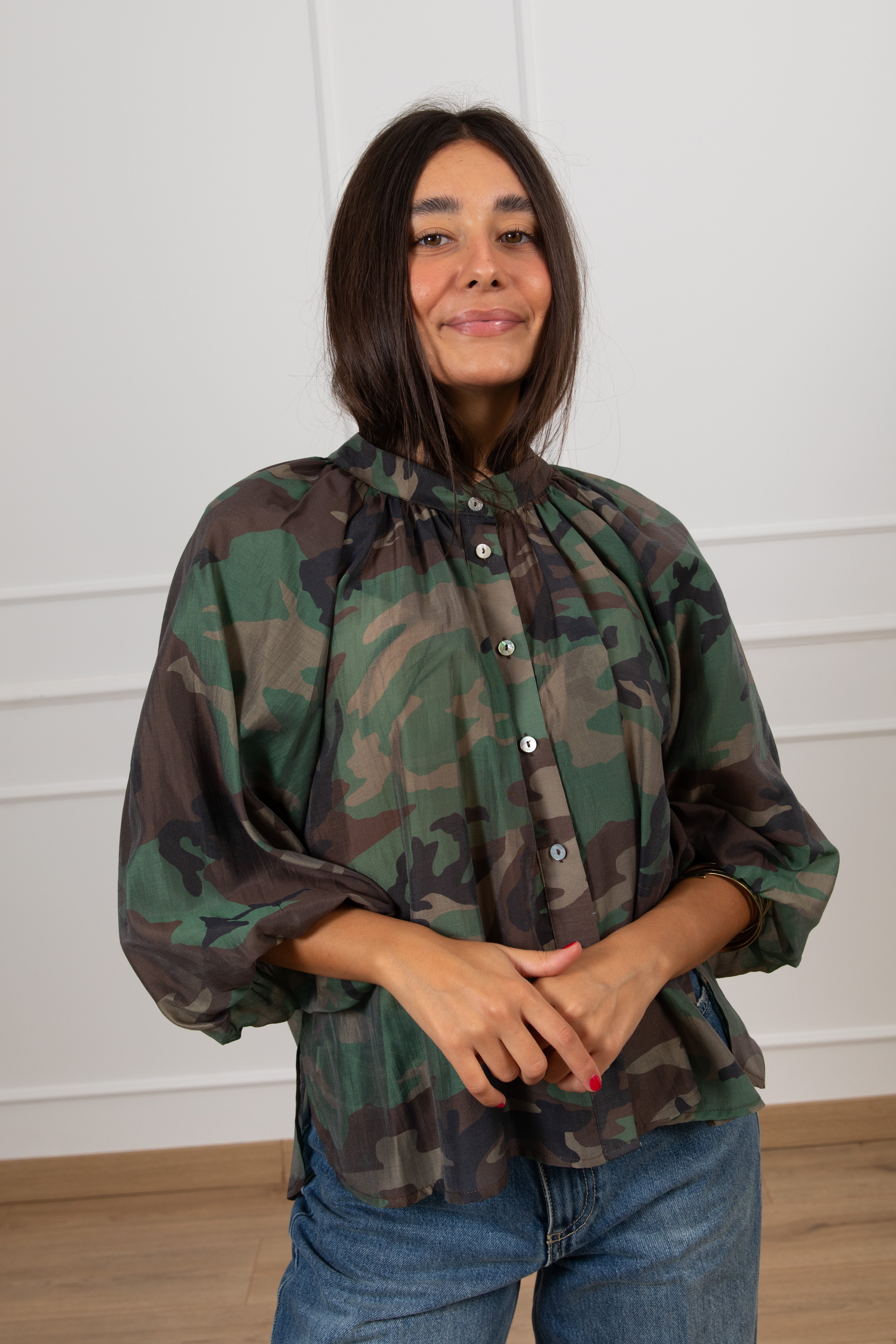 Camicia  camouflage con manica 3/4 svasata ViCOLO
