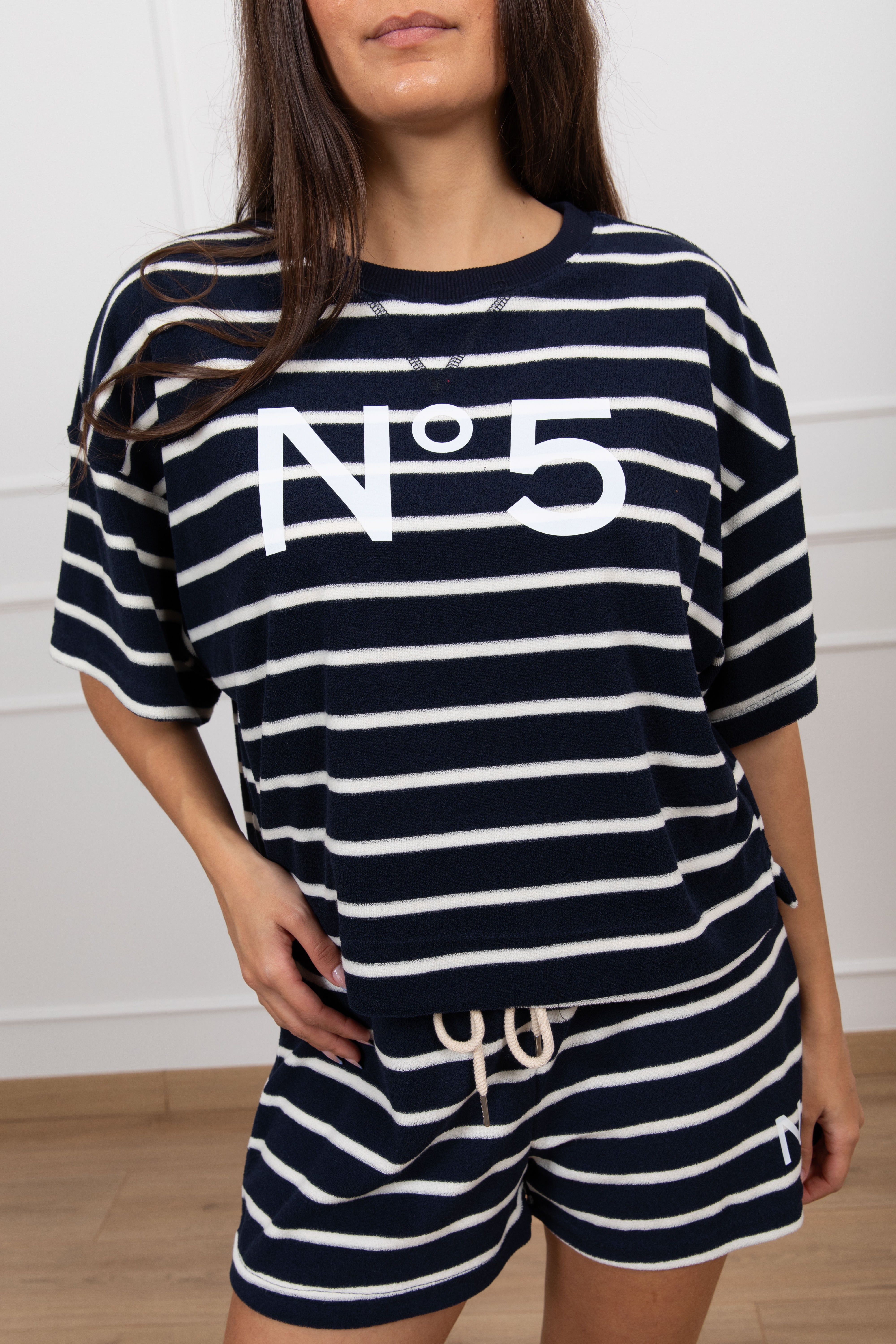 T-shirt "N 5" a righe in spugna Tensione IN