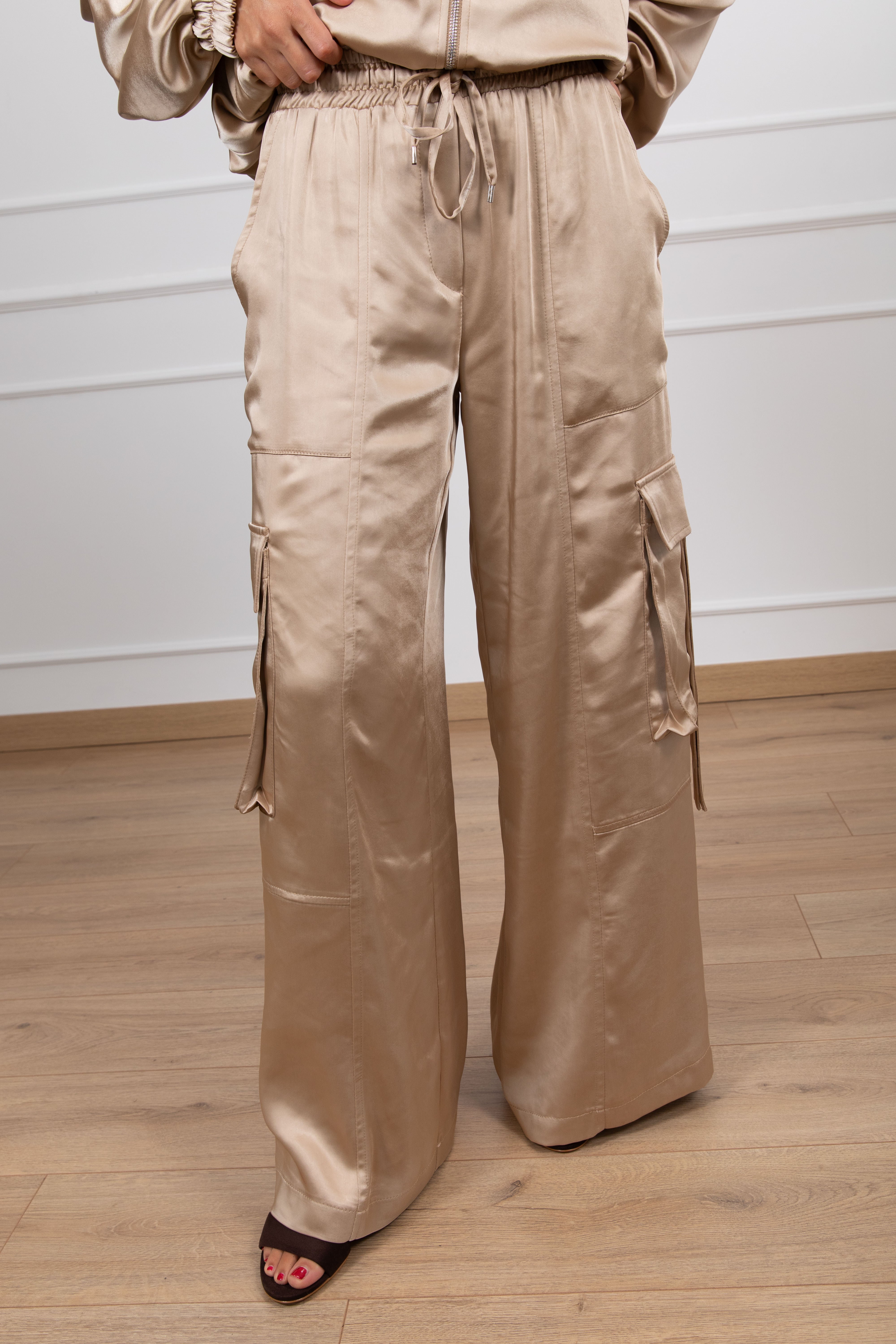 Pantalone cargo in raso Tensione IN