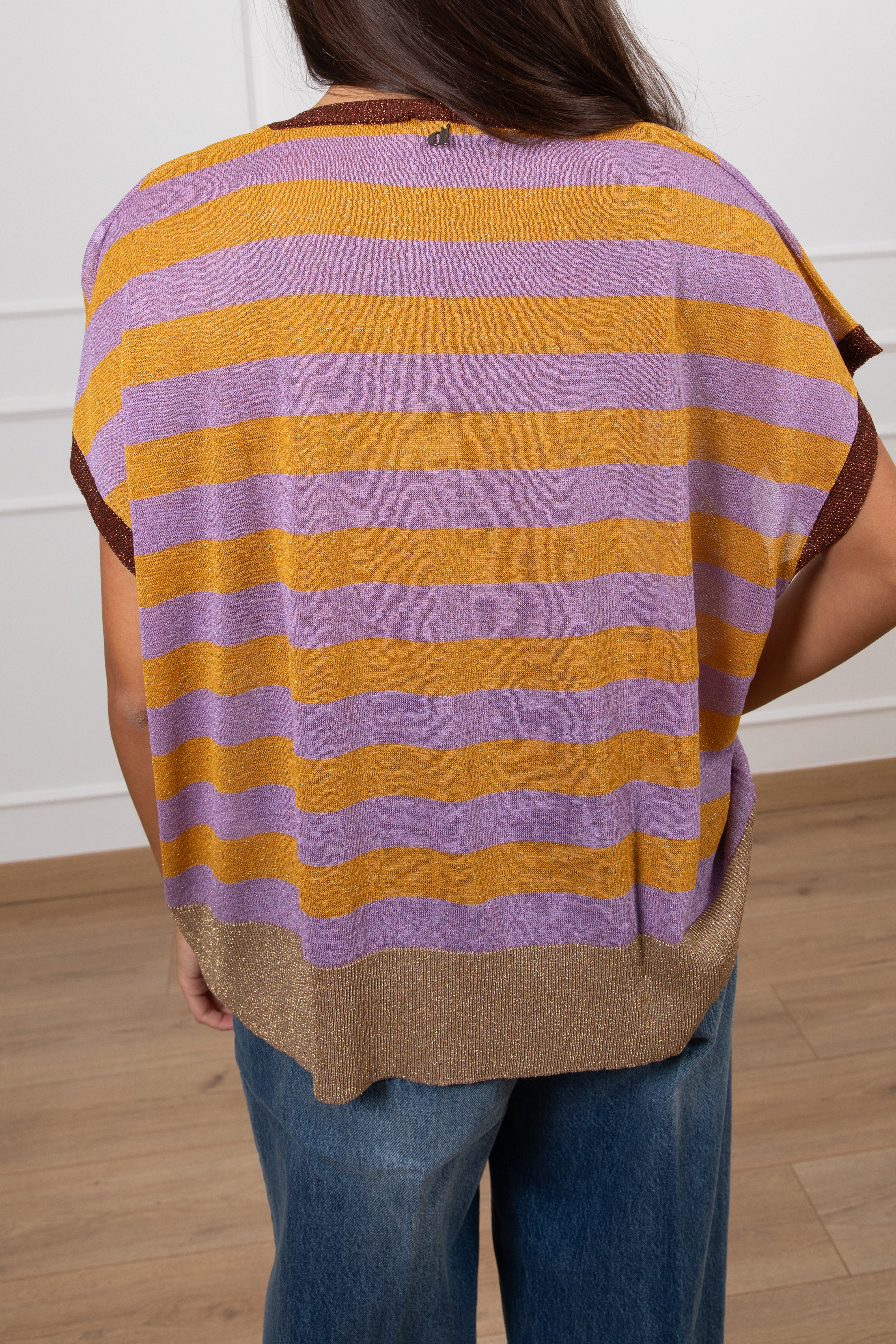 T-shirt scollo a "V" in maglia a righe lurex Dixie