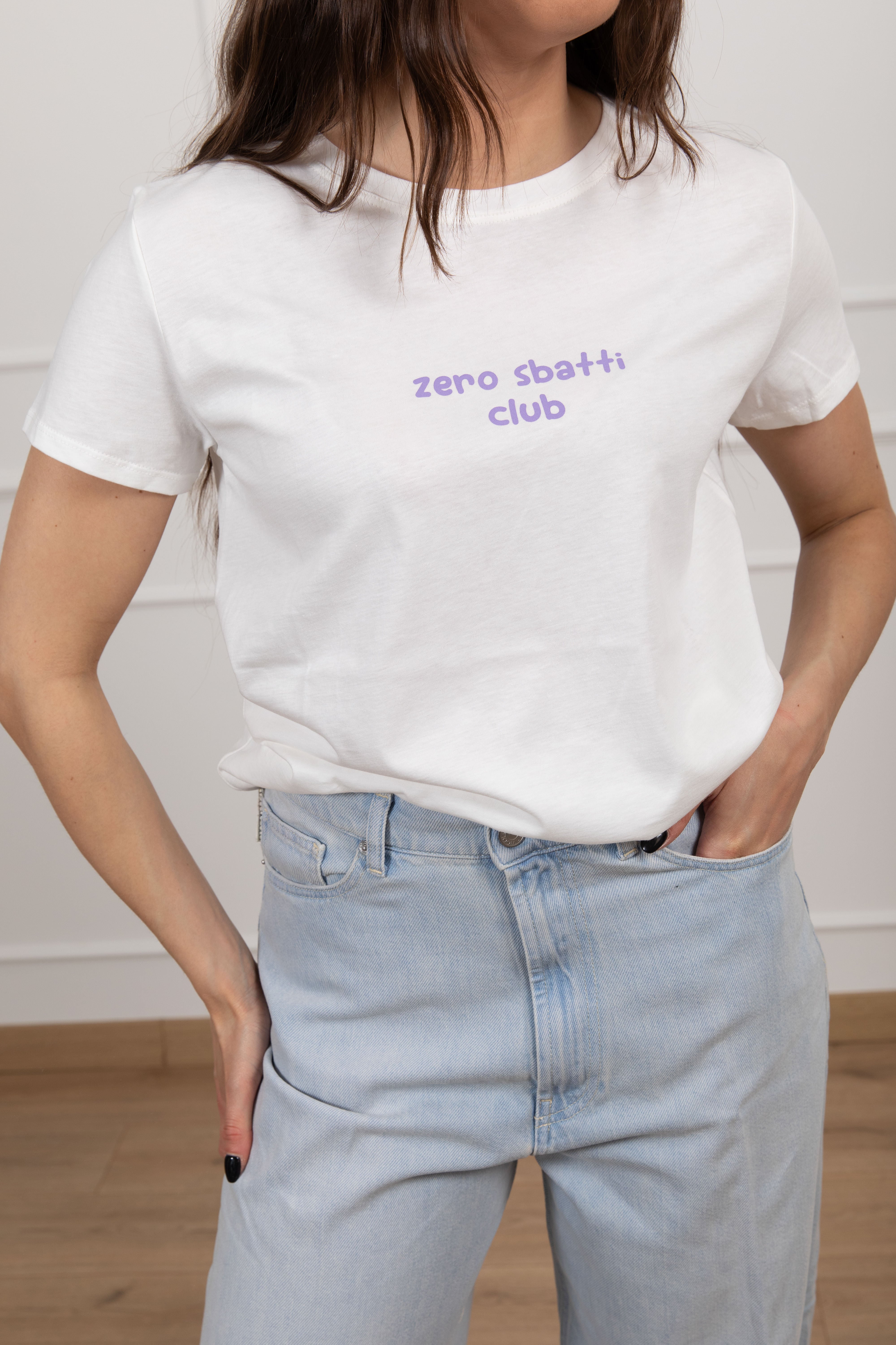 T-shirt "Zero sbatti club" ViCOLO