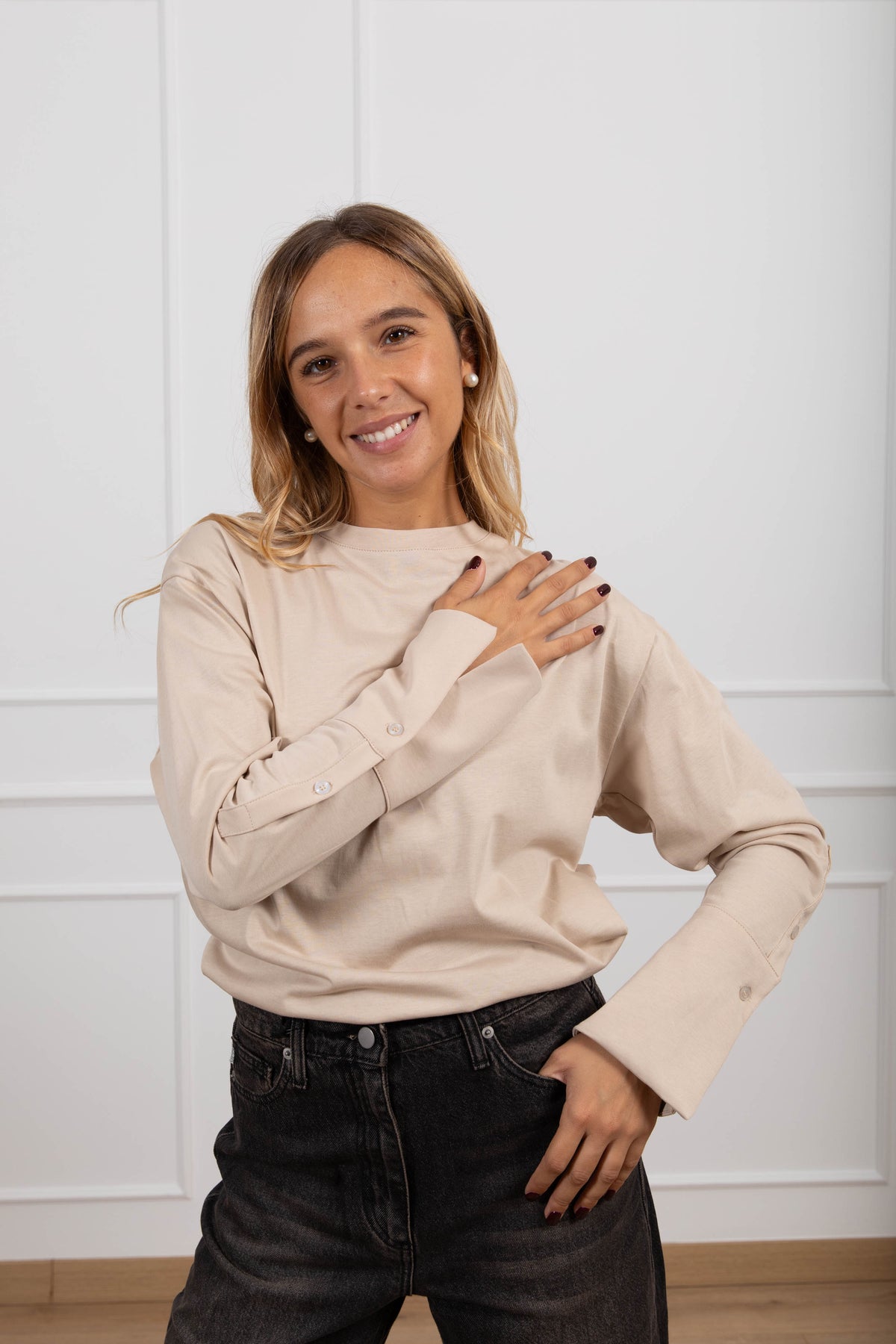 T-shirt con polsino camicia variante beige Tensione IN