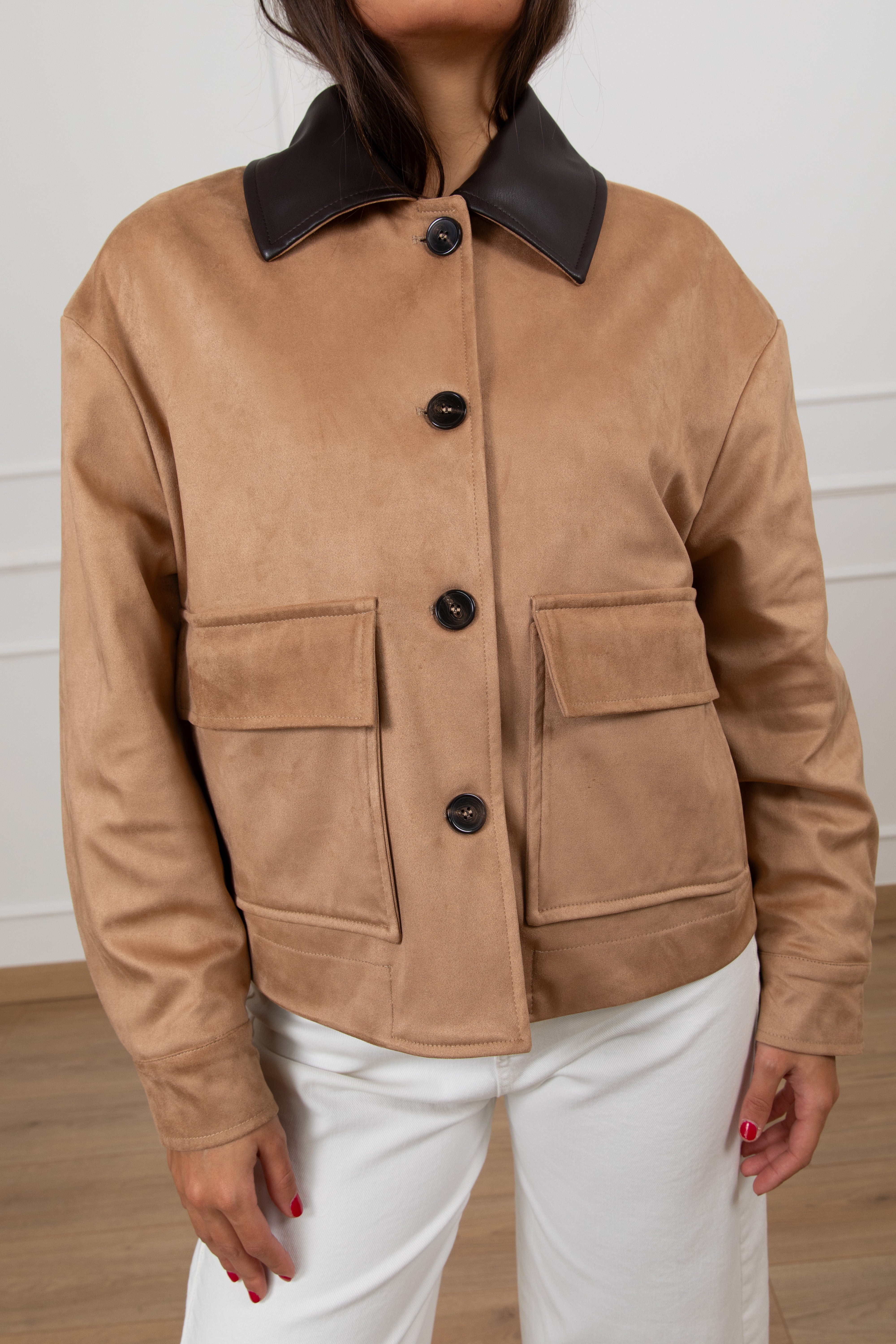 Giaccone in eco-camoscio con colletto in eco-pelle Tensione IN