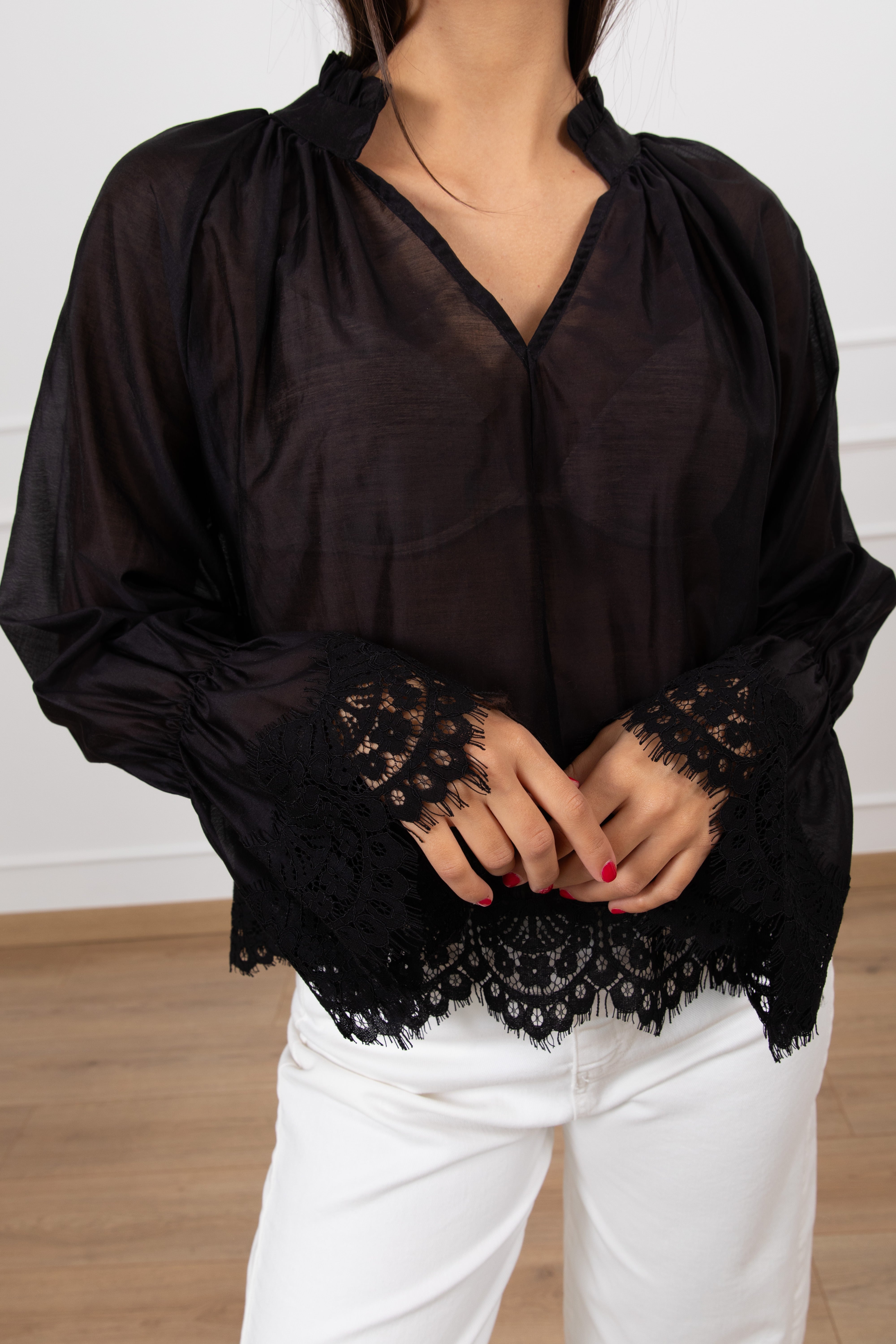 Blusa tinta unita con pizzo Susy Mix