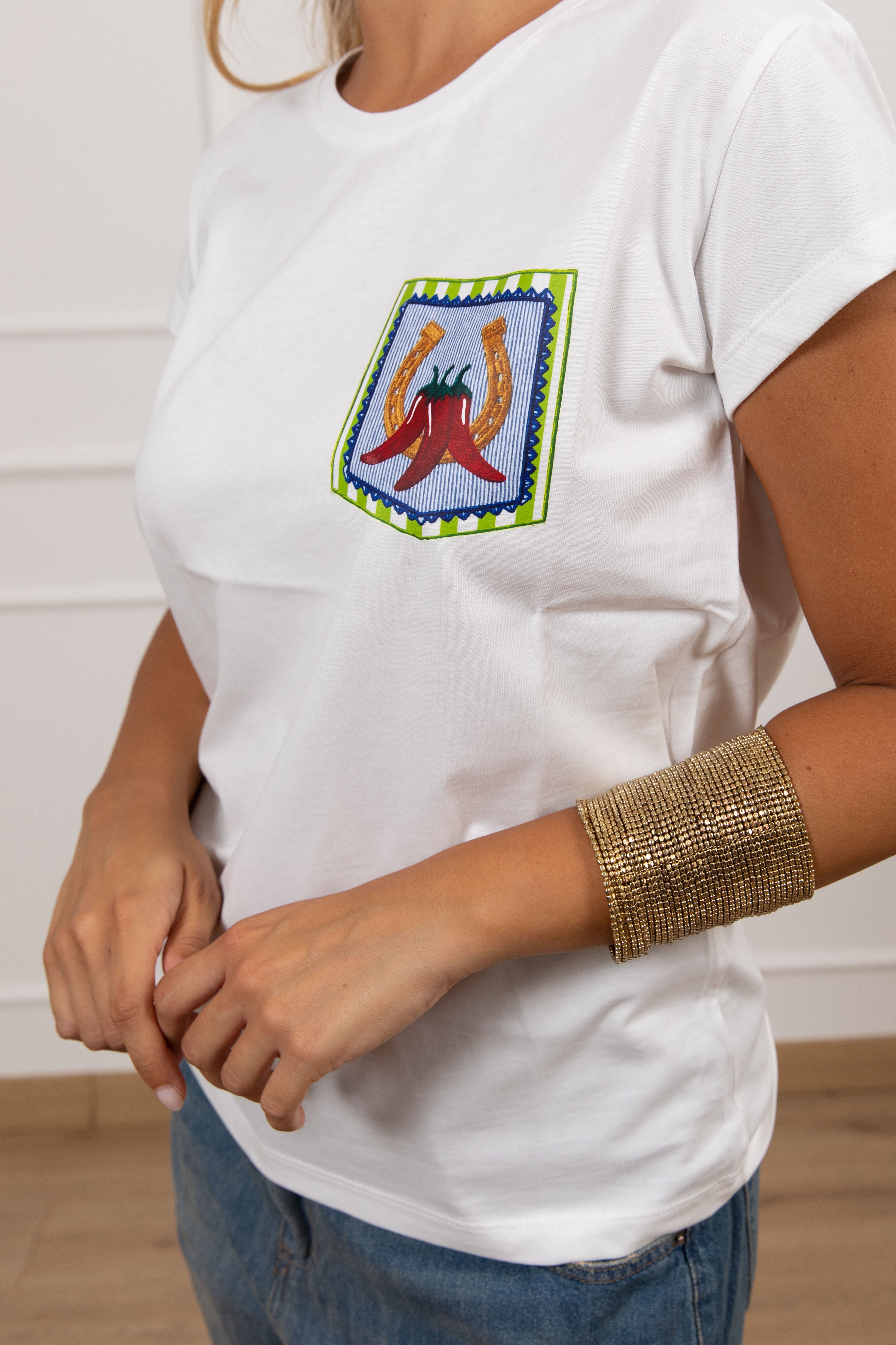 T-shirt con stampa taschino peperoncini ViCOLO