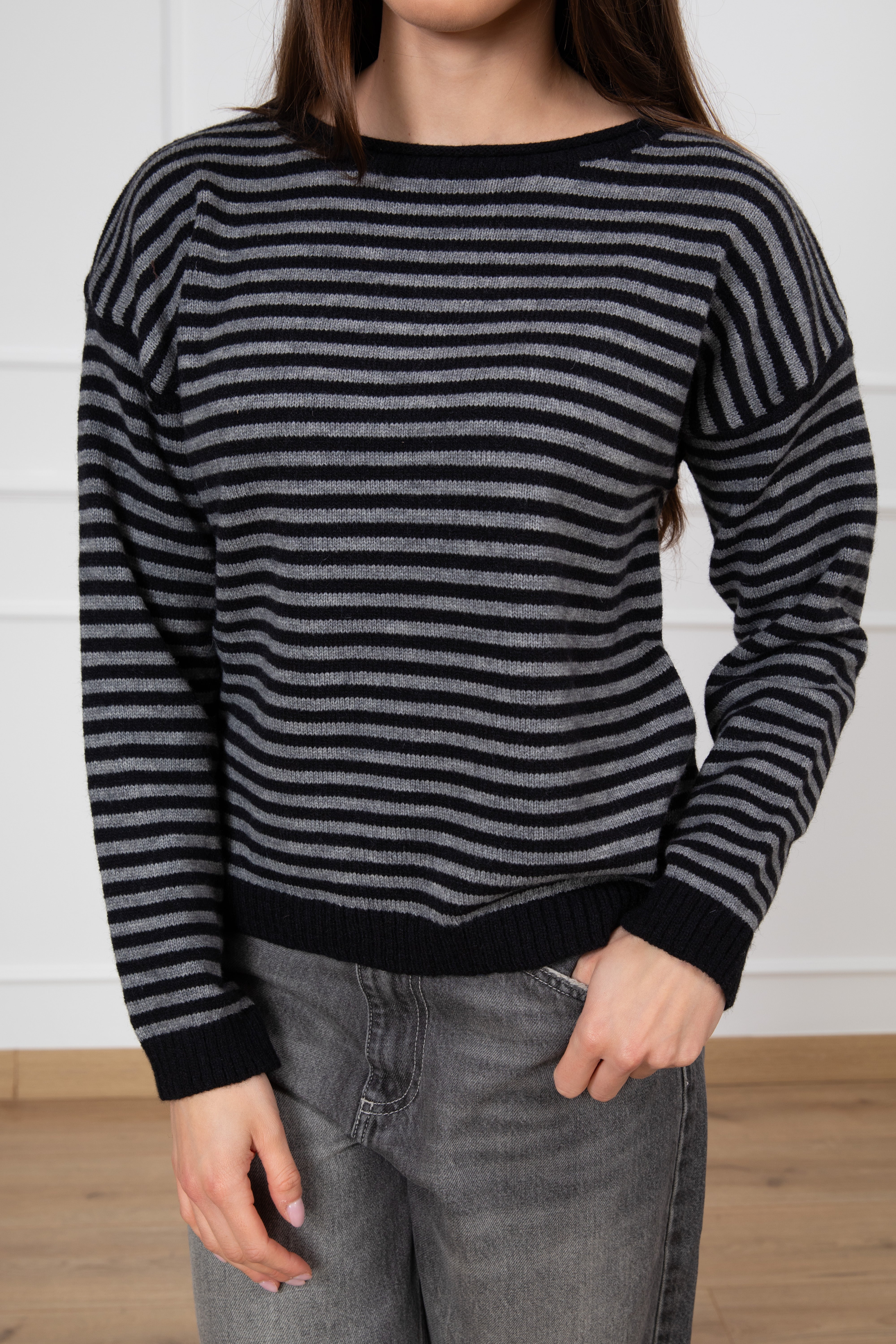 Pull scatoletta a righe sottili Susy Mix