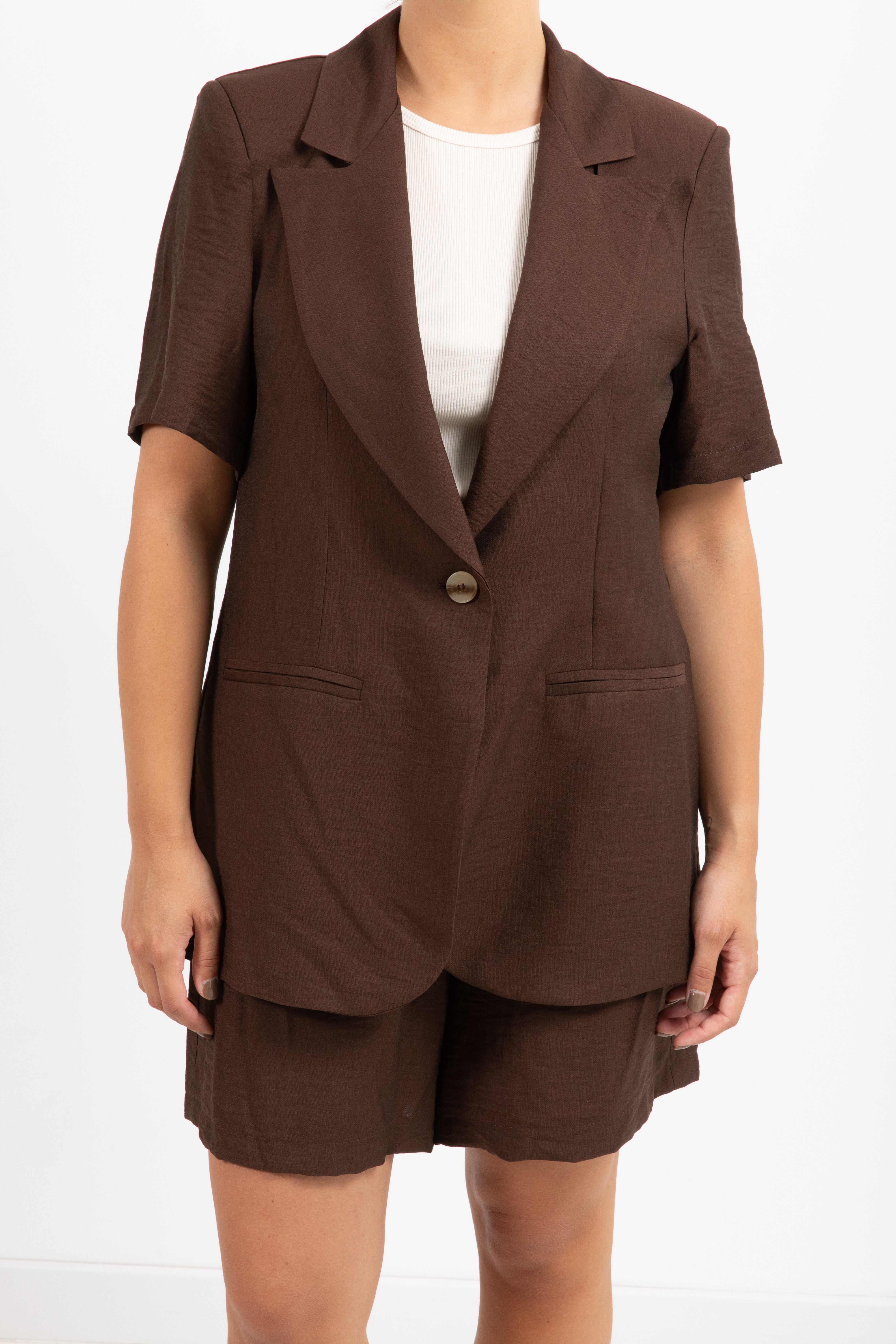 Tailleur giacca manica corta e bermuda in viscosa goffrata Susy Mix