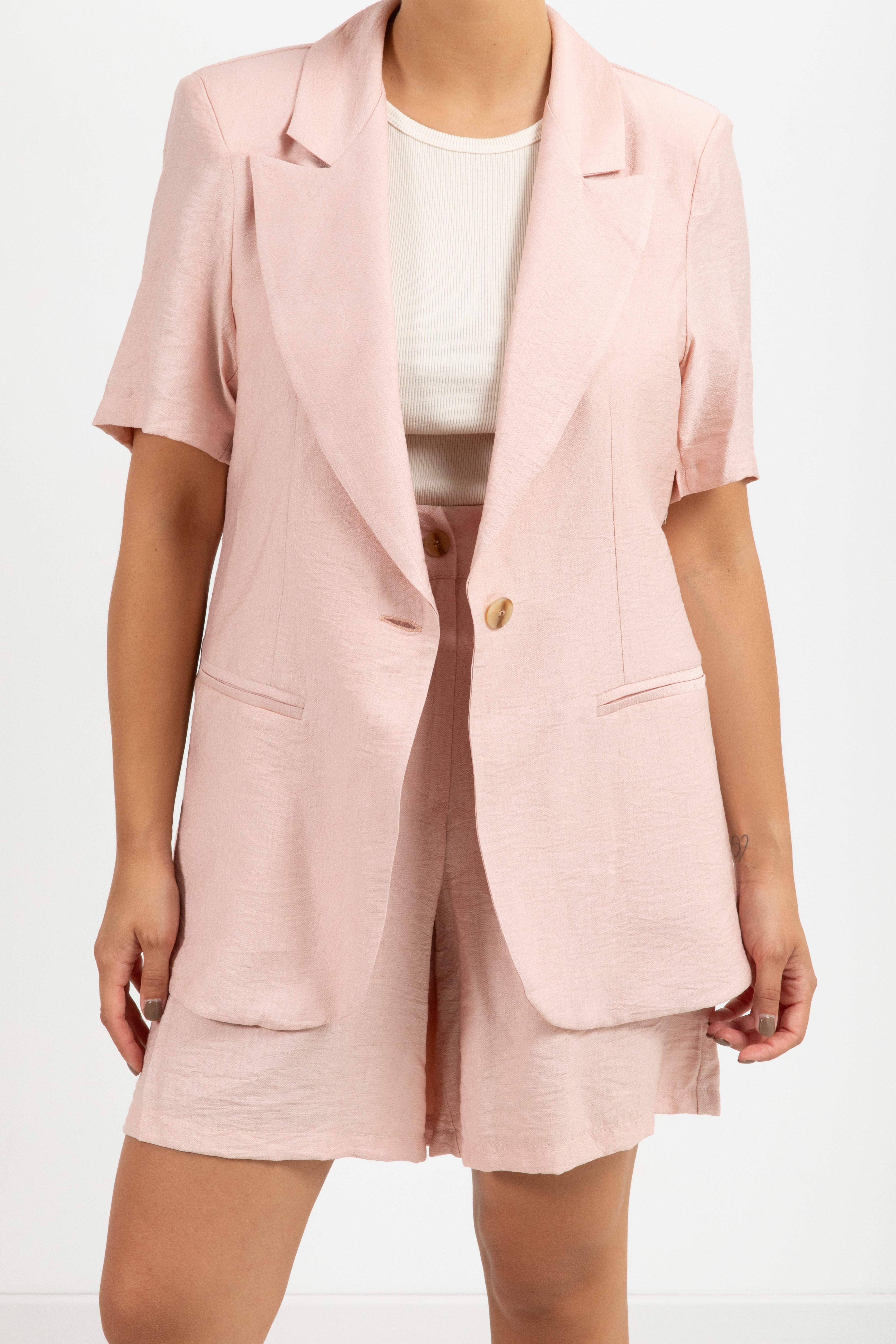 Tailleur giacca manica corta e bermuda in viscosa goffrata Susy Mix