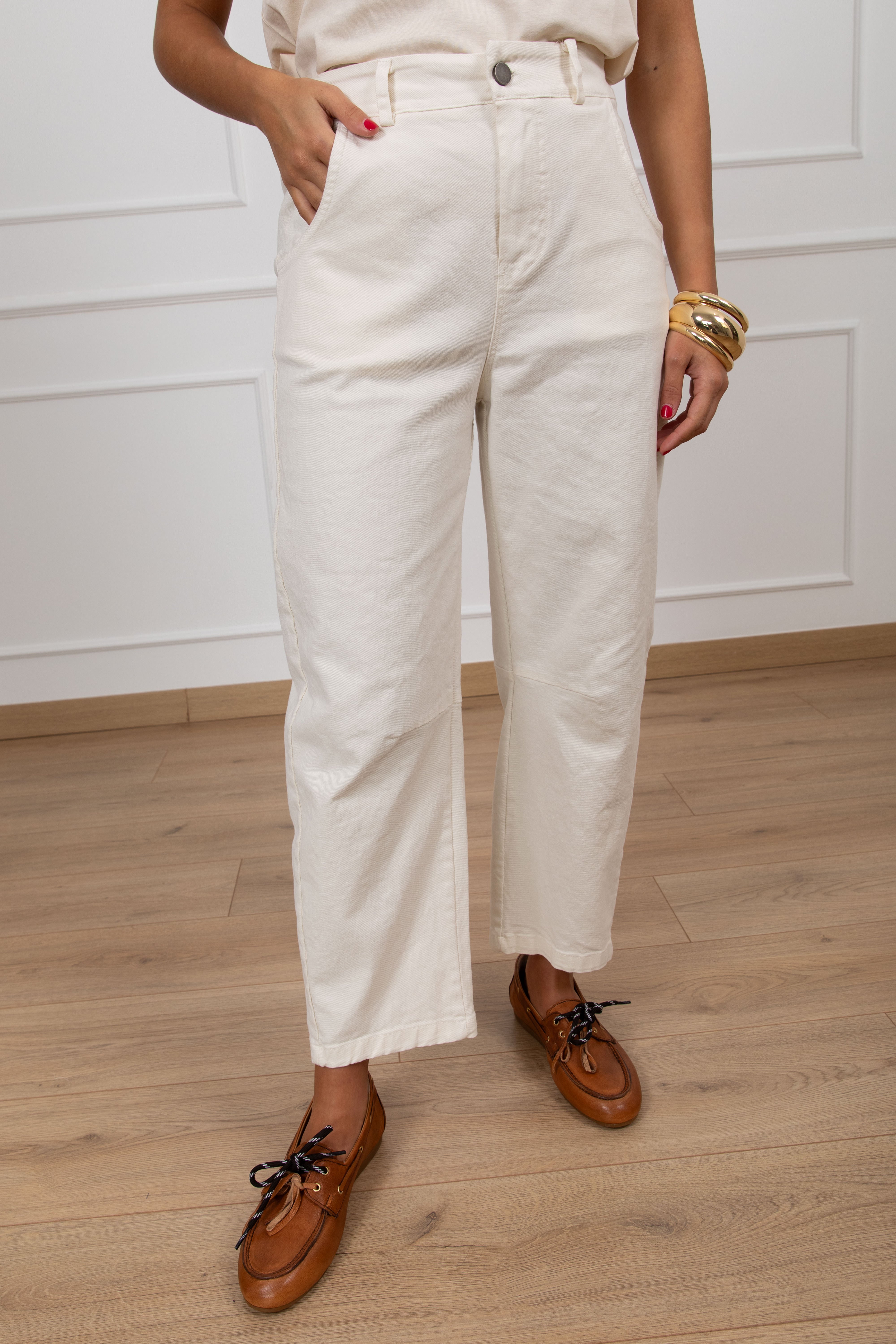 Jeans egg-fit color con elastico sul retro Tensione IN