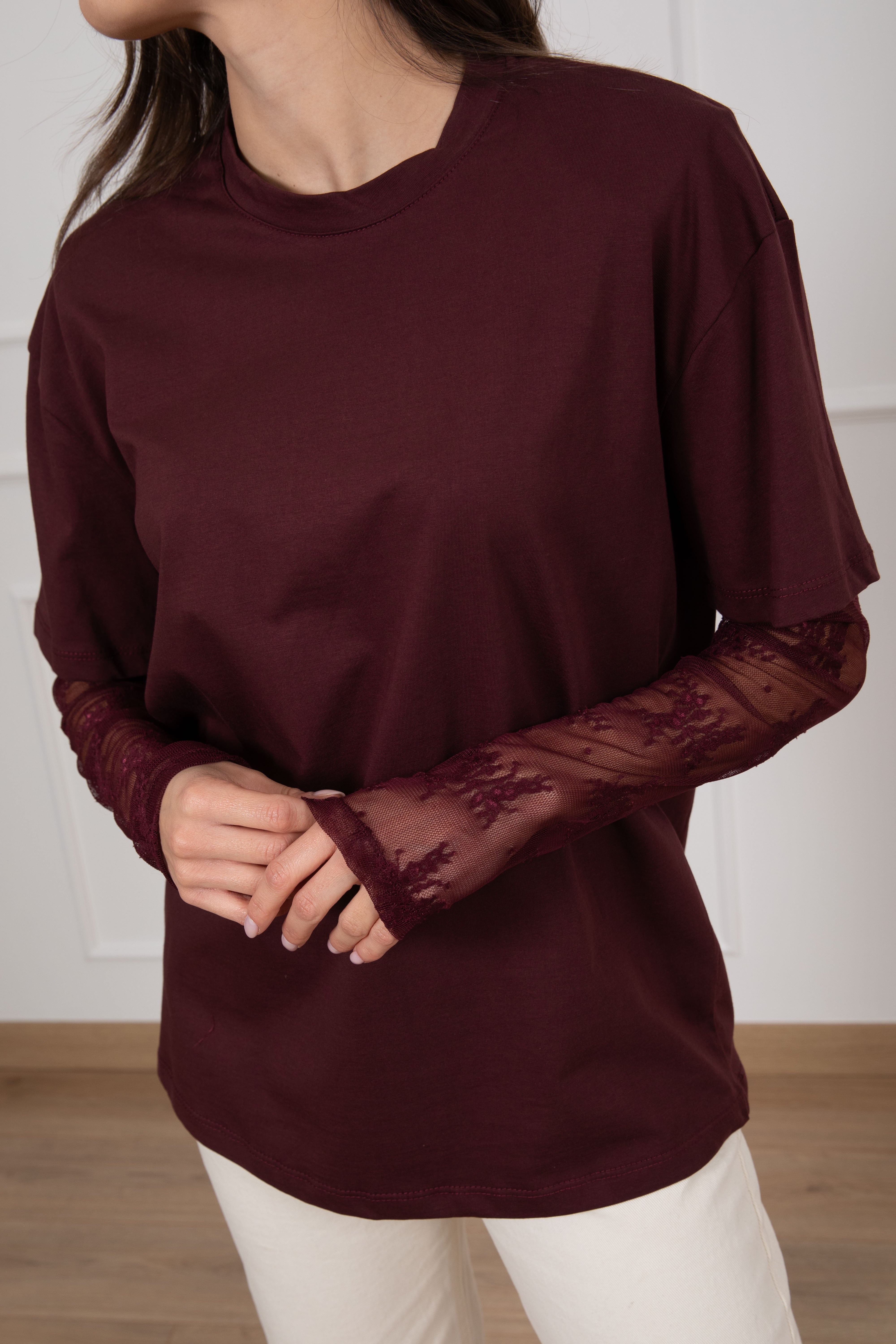 T-shirt con manica in pizzo Dixie