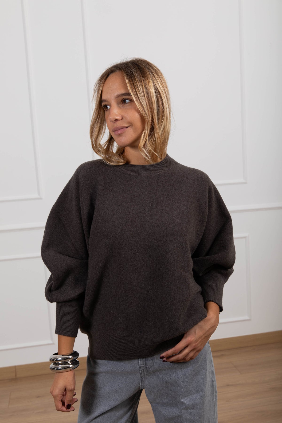 Pull over-size variante moro Susy Mix
