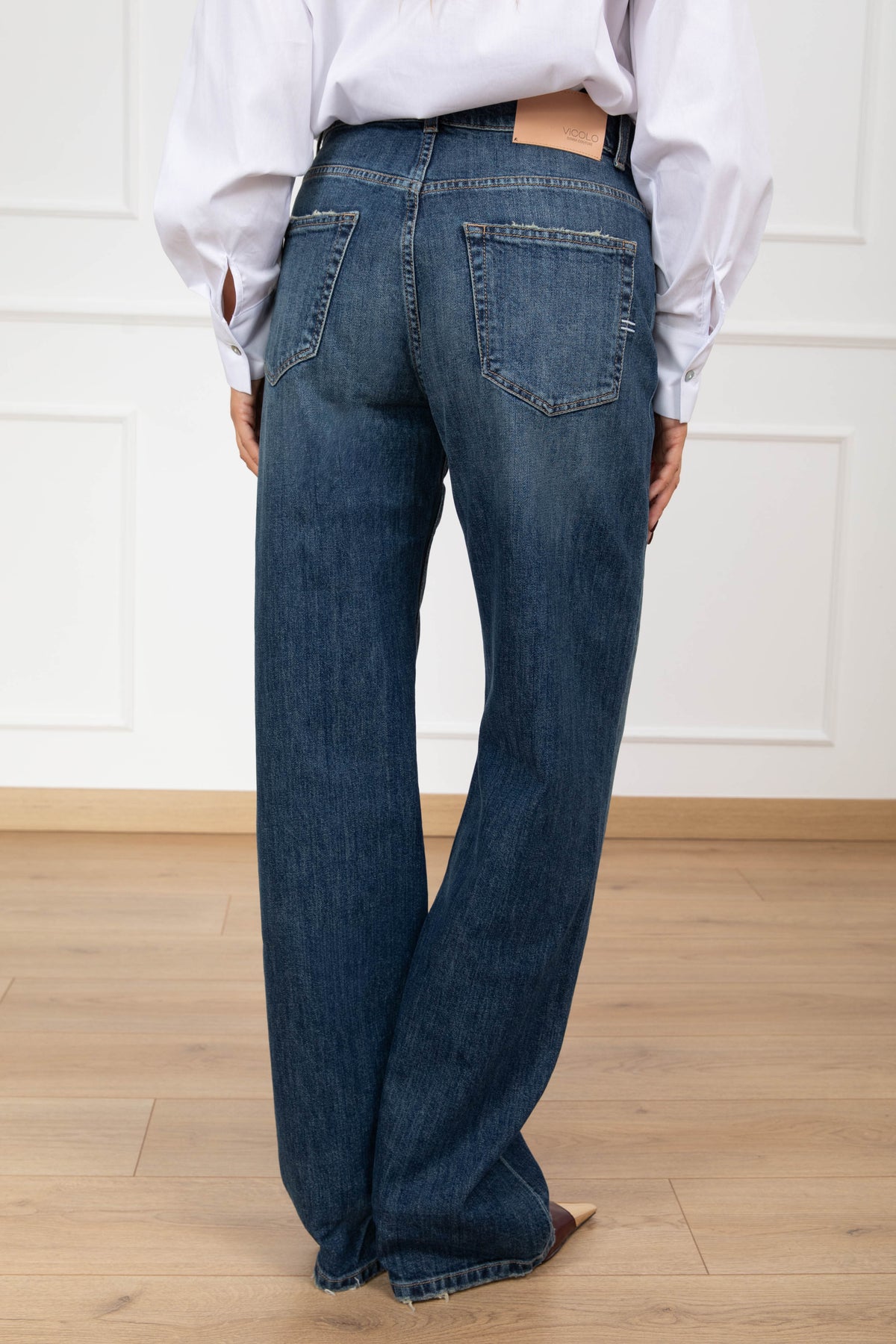 Jeans Adriana lavaggio sabbiato - tela elasticizzata ViCOLO