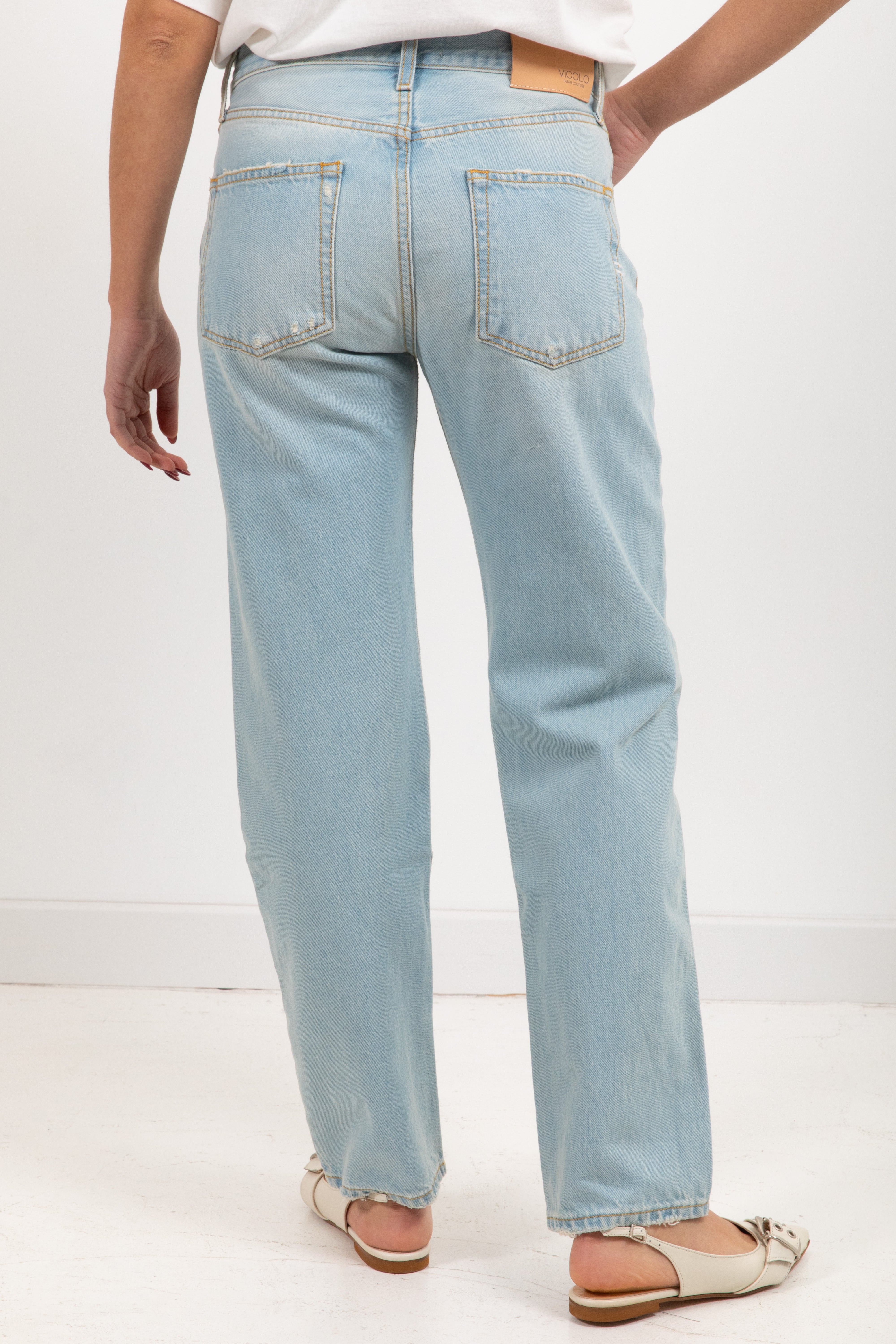 Jeans Zoe con bottoni gioiello ViCOLO