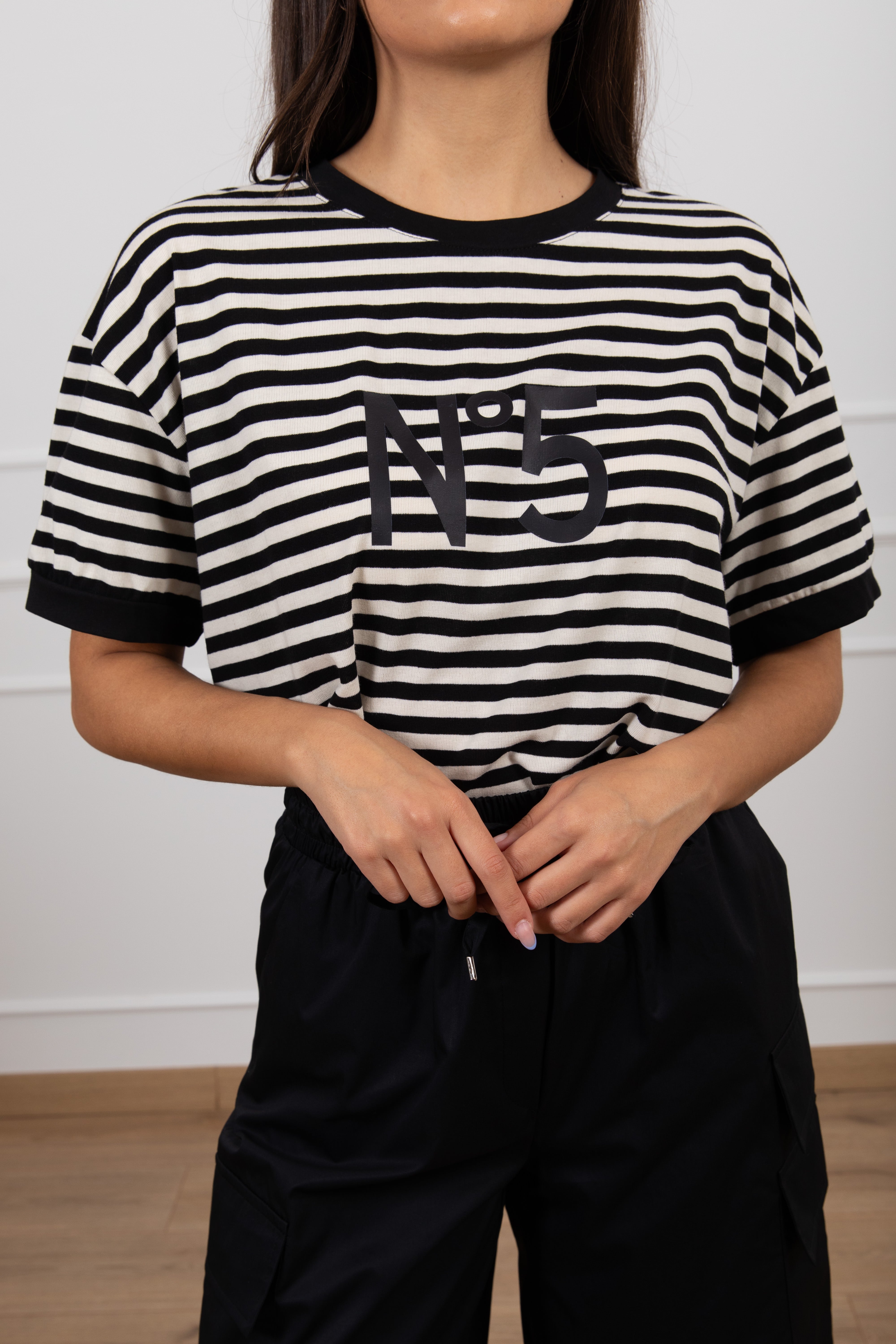 T-shirt "N 5" a righe Tensione IN