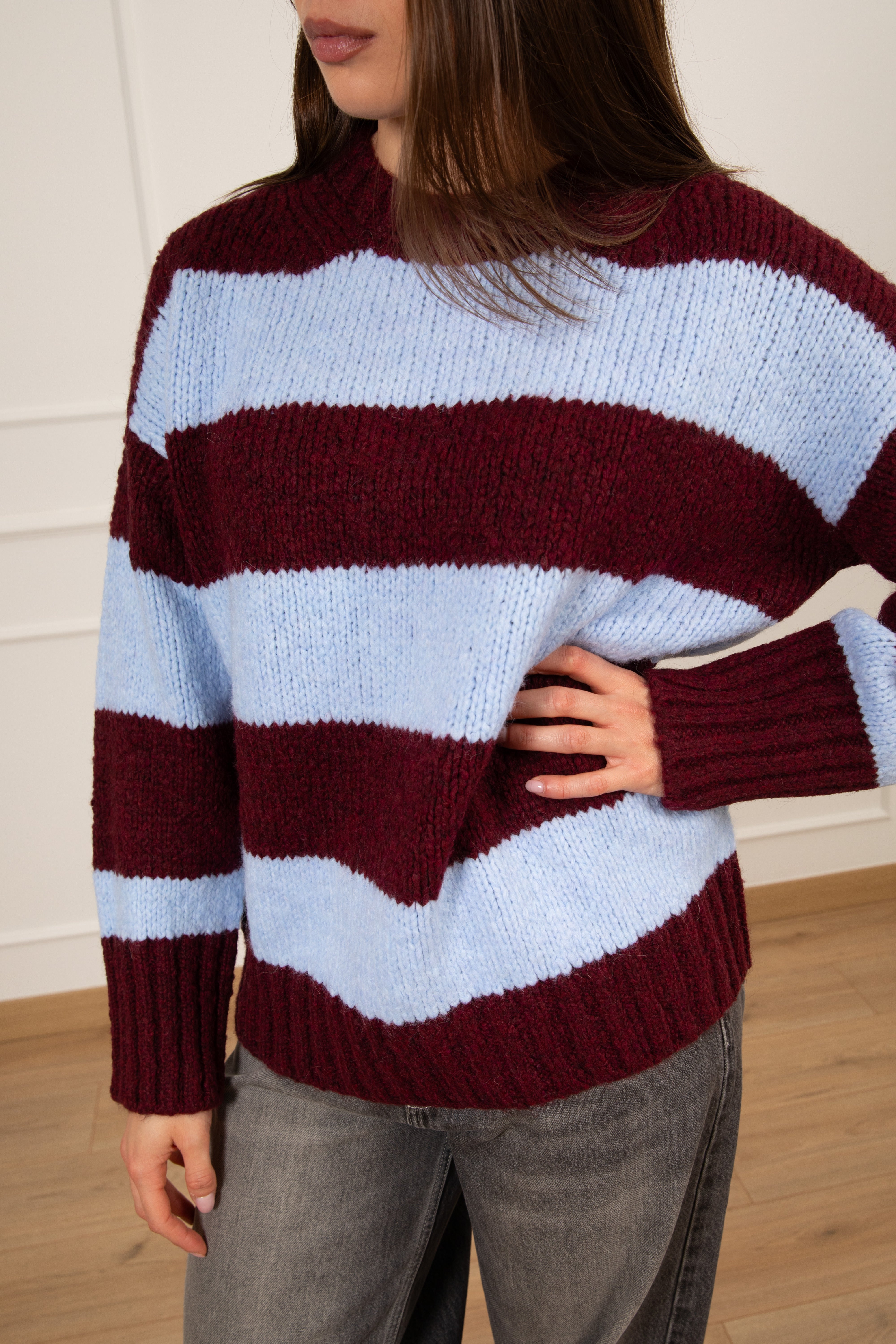 Pull in lana grossa a righe ViCOLO