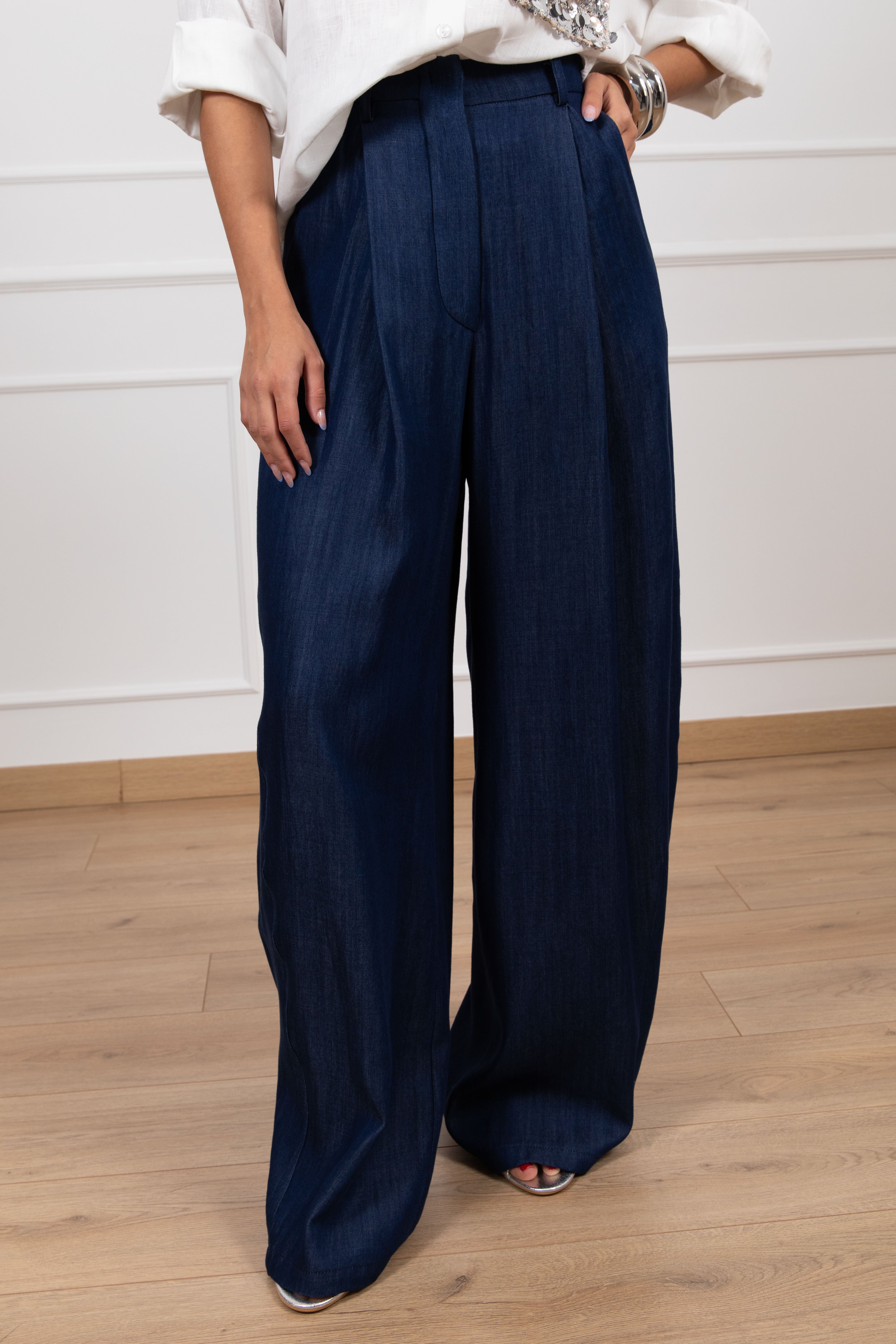 Jeans in chambrix con pinces Tensione IN