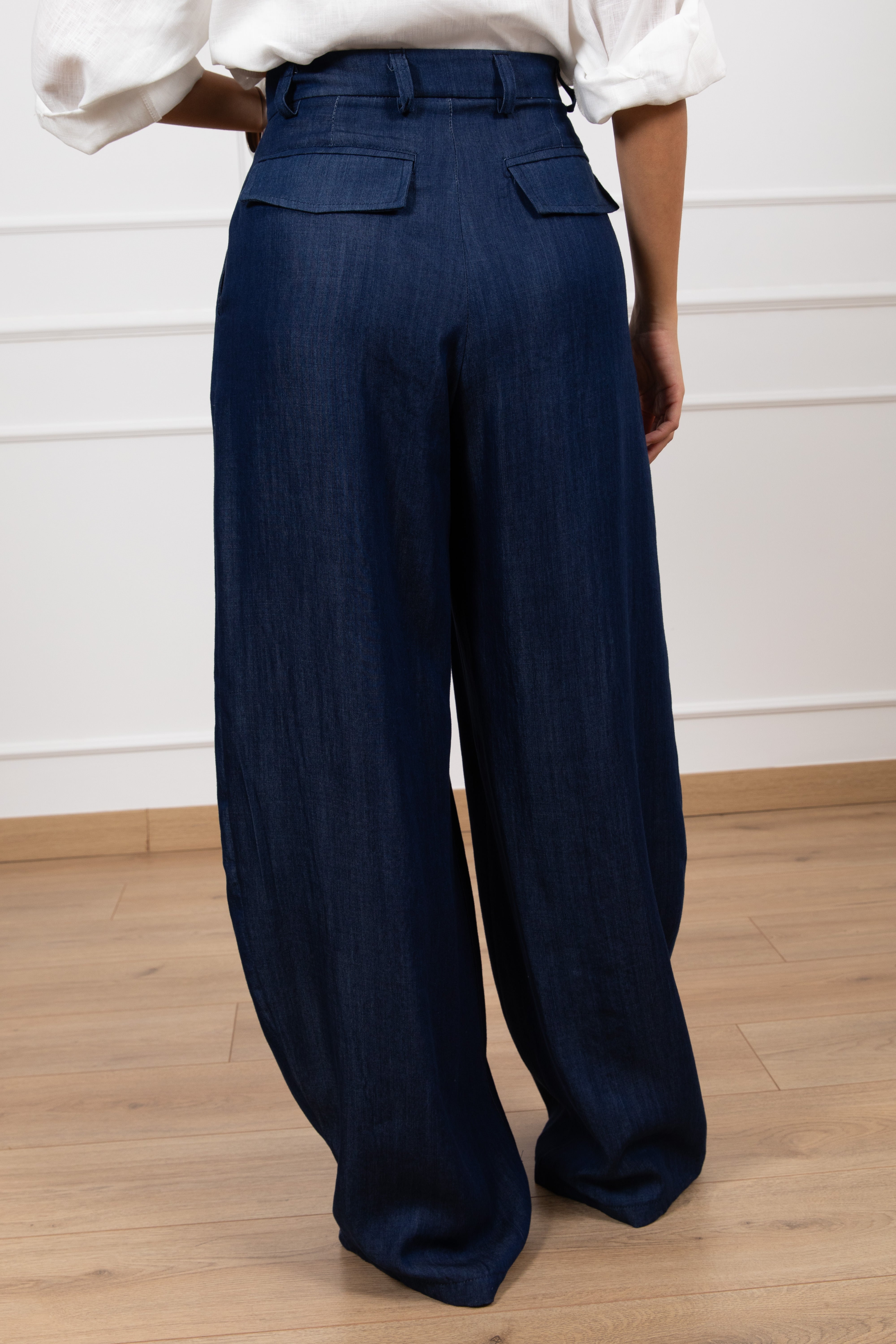 Jeans in chambrix con pinces Tensione IN