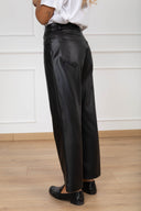 PRE ORDER 12/10 Pantalone Tom in eco-pelle variante nero Motel