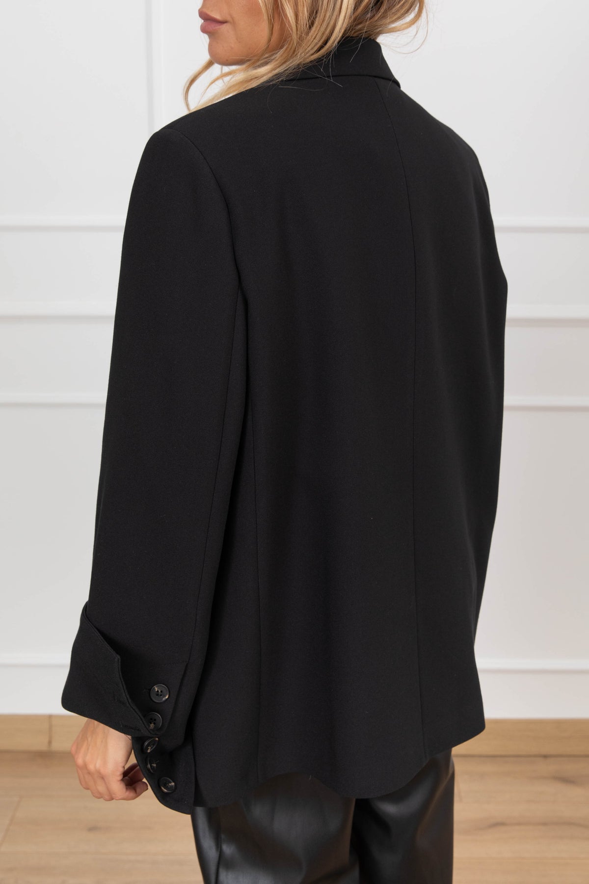 Giacca over-size variante nero Tensione IN