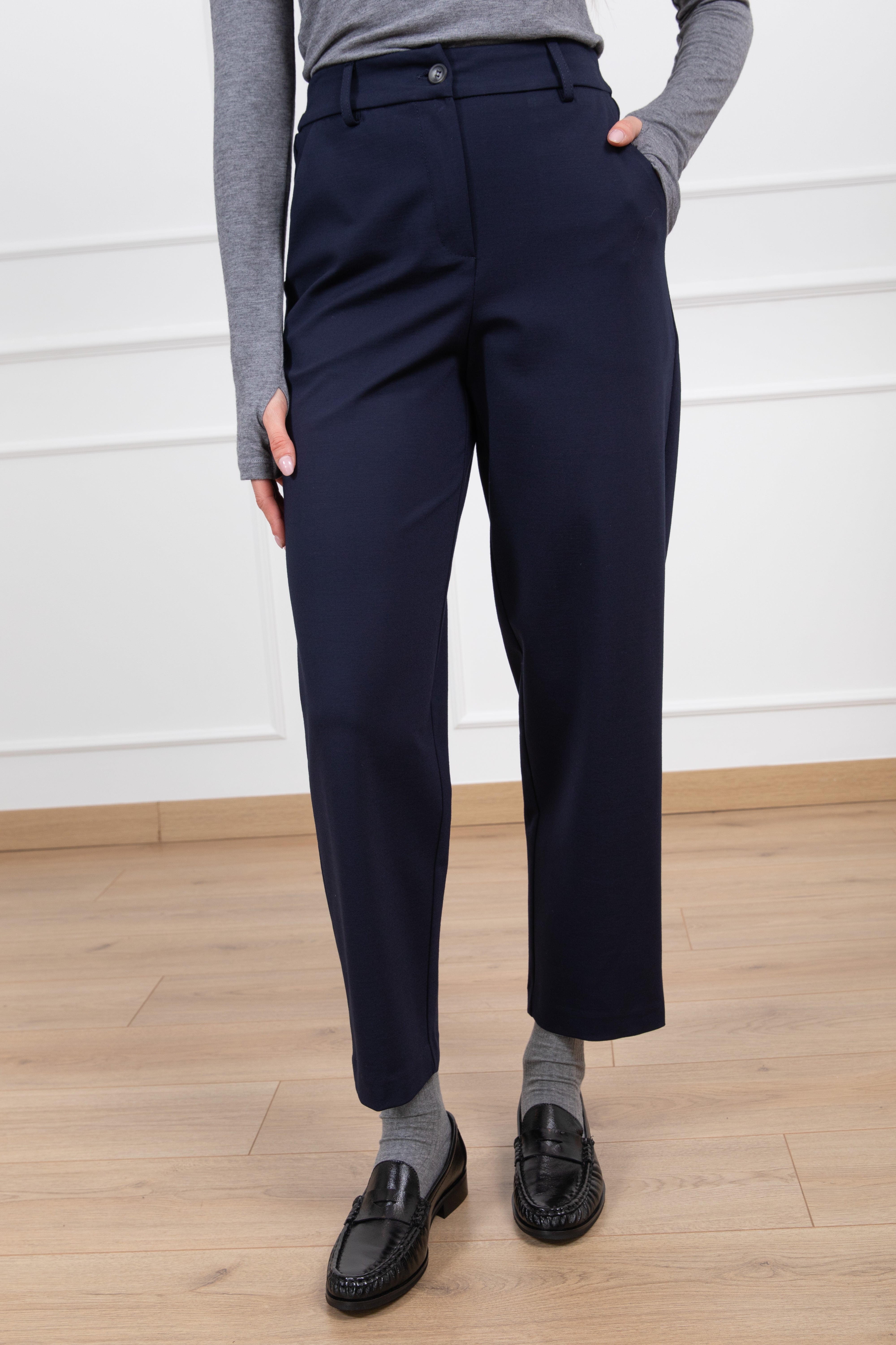 Pantalone carrot-fit punto milano con elastico sul retro Tensione IN