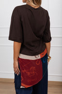 T-shirt con inserto foulard fantasia ferro di cavallo variante moro Tensione IN