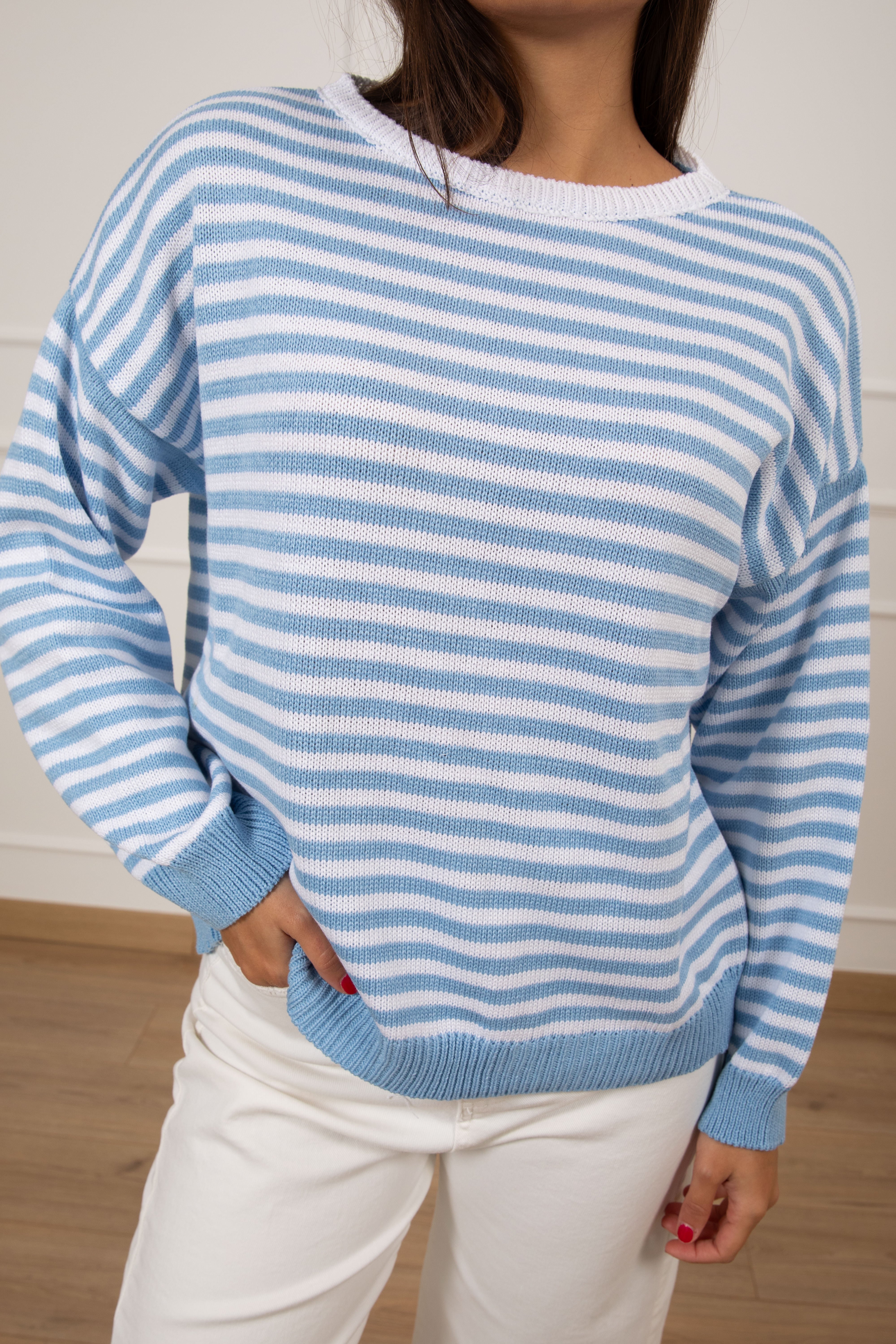 Stradivarius - T-shirt a maniche lunghe blu navy con scollo a barchetta e fusciacca a righe Stradivarius - T-shirt a maniche lunghe blu navy con scollo a barchetta e fusciacca a righe