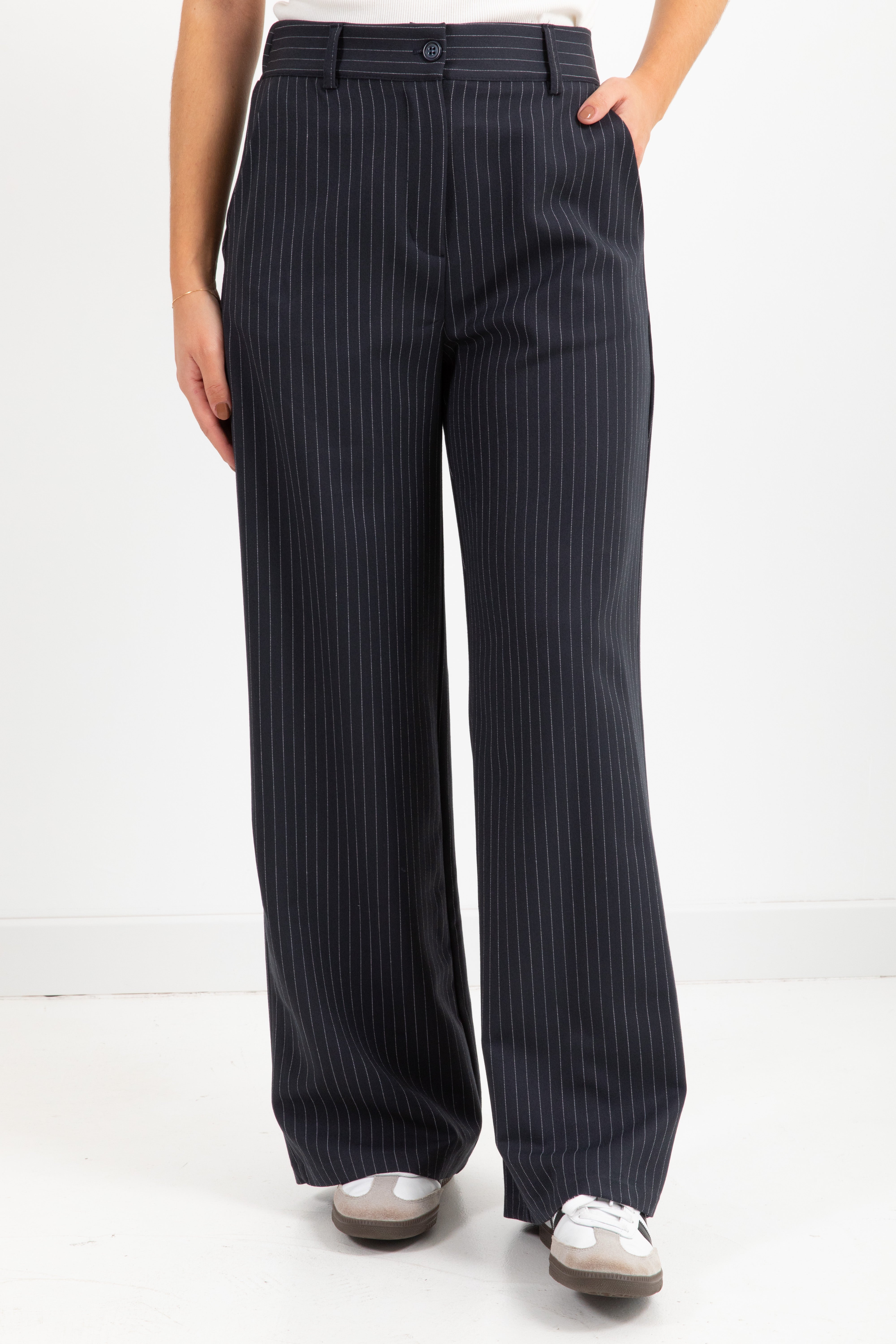 Tailleur gessato giacca e pantalone gamba dritta Dixie