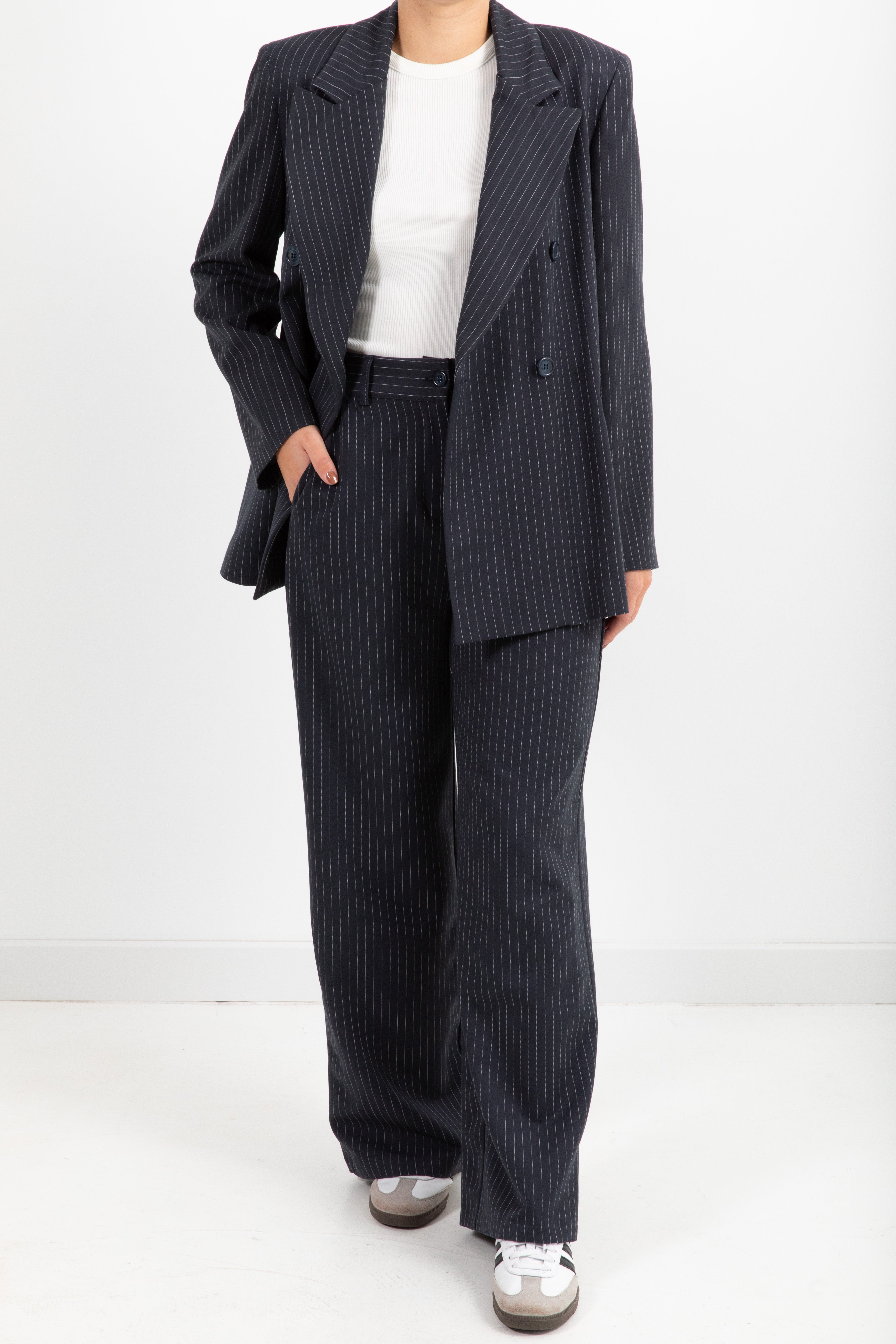 Tailleur gessato giacca e pantalone gamba dritta Dixie