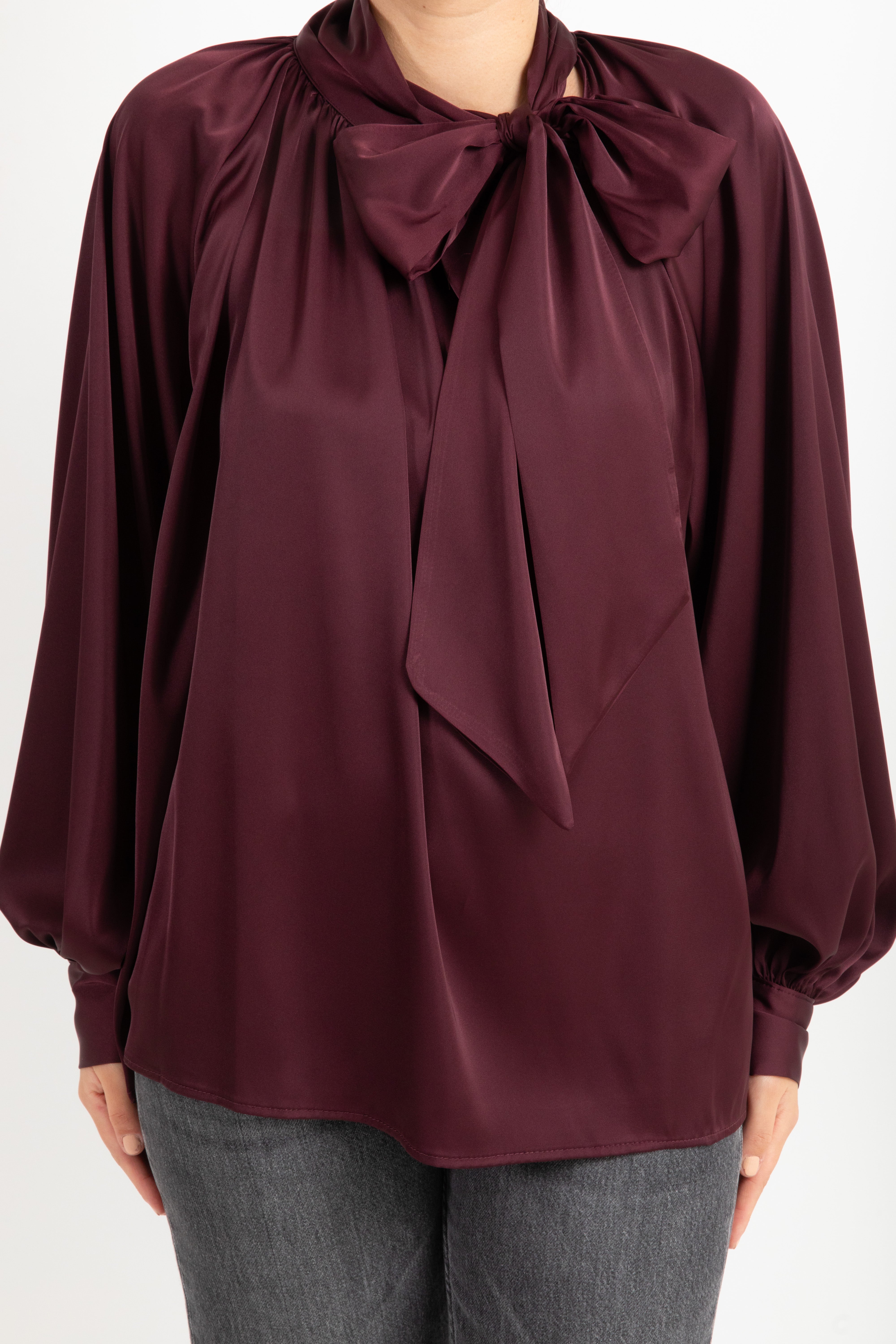 Blusa in viscosa con fiocco ViCOLO