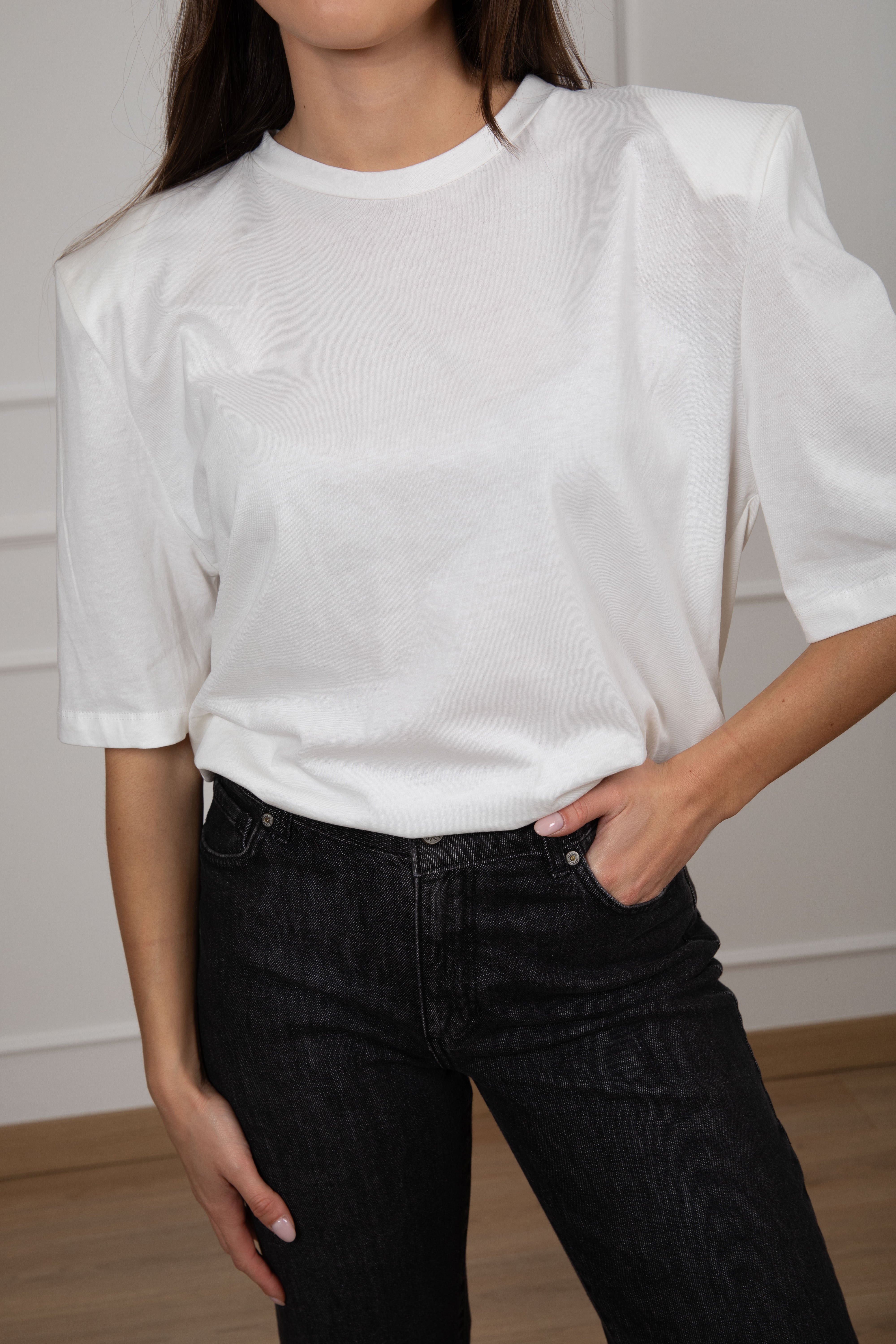 T-shirt con spallina imbottita Tensione IN