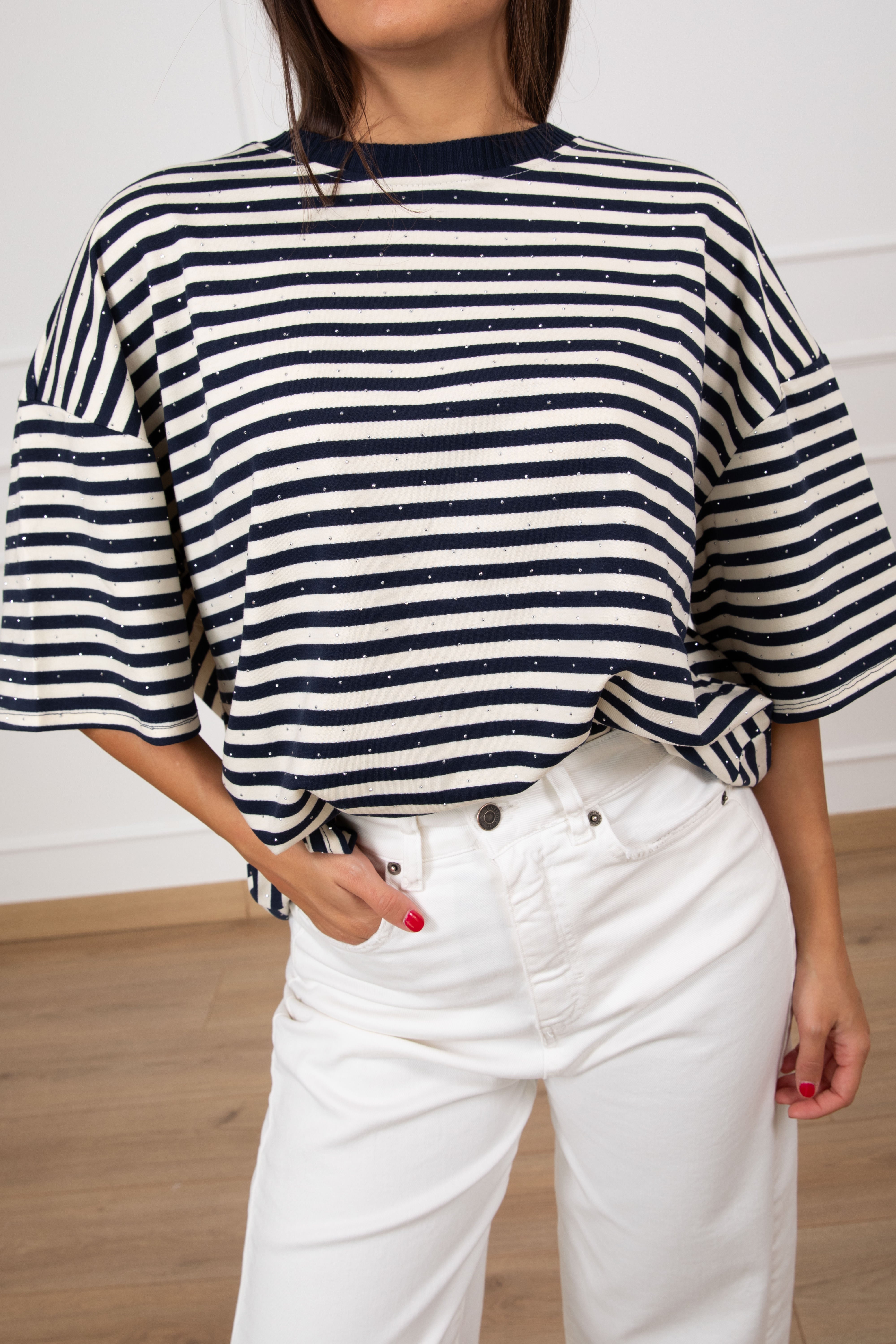 T-shirt garzata over-size a righe con strass Susy Mix