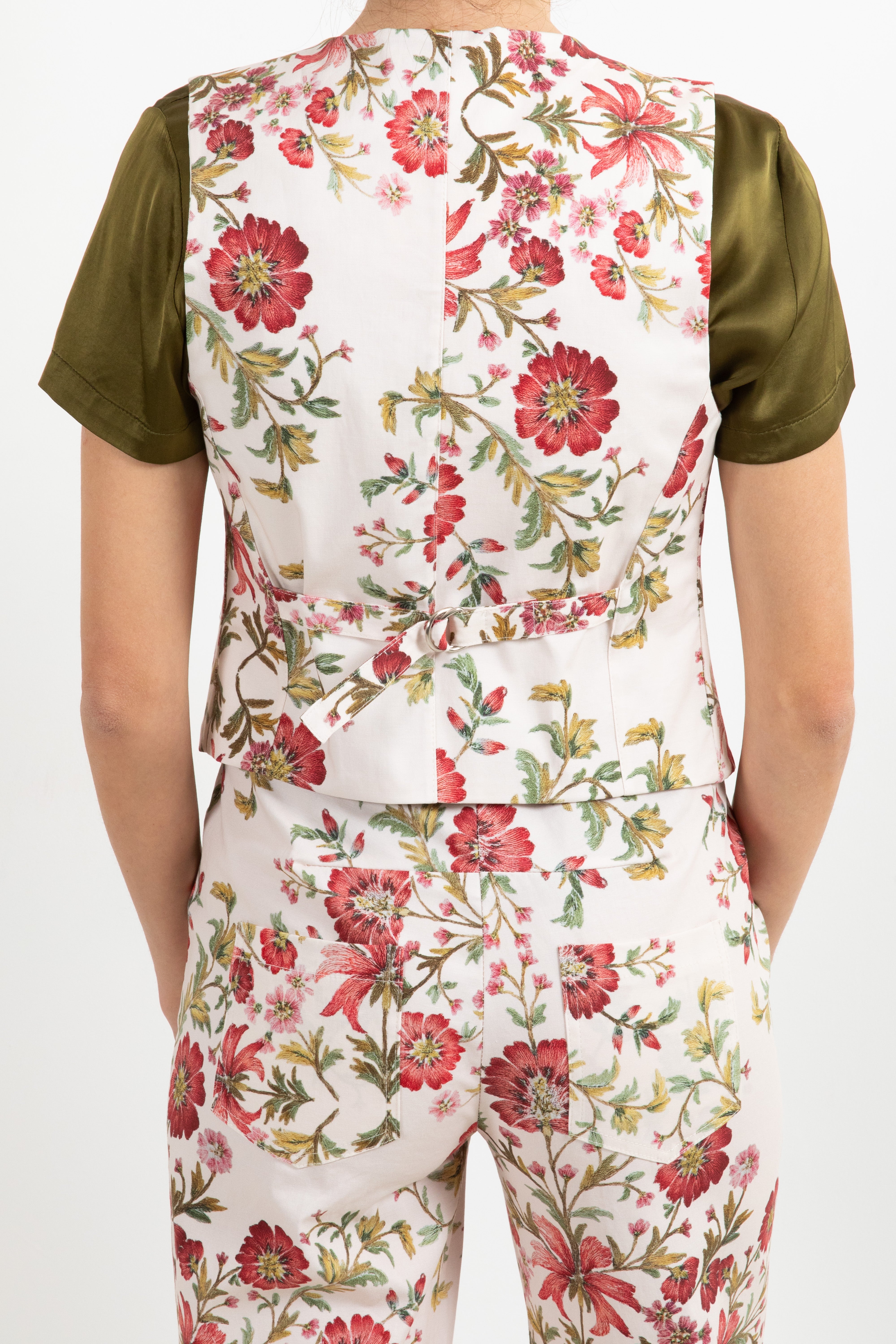 Gilet in cotone con lacci fantasia gerani rossi ViCOLO