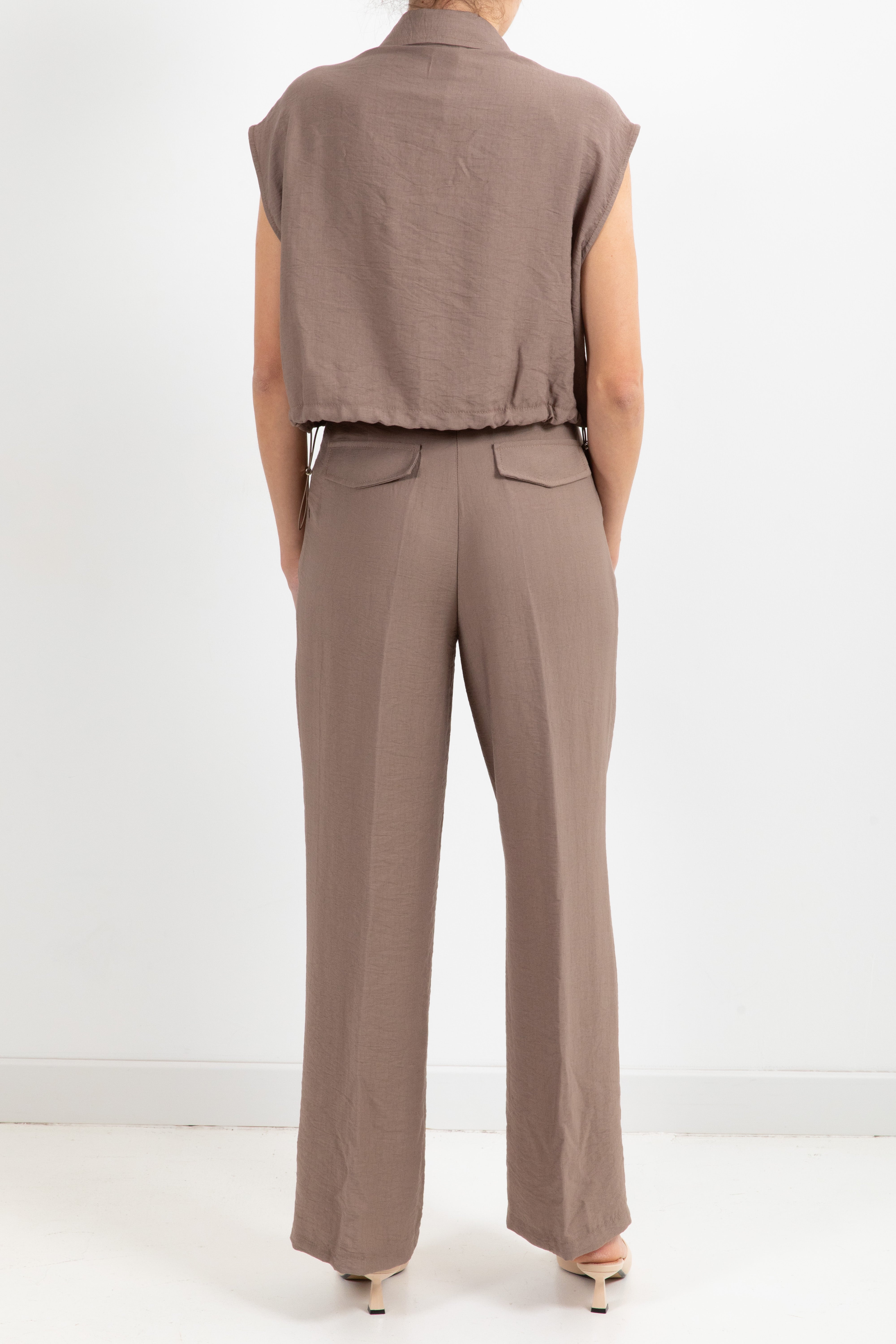 Coordinato camicia smanicata con tasche e pantalone Susy Mix