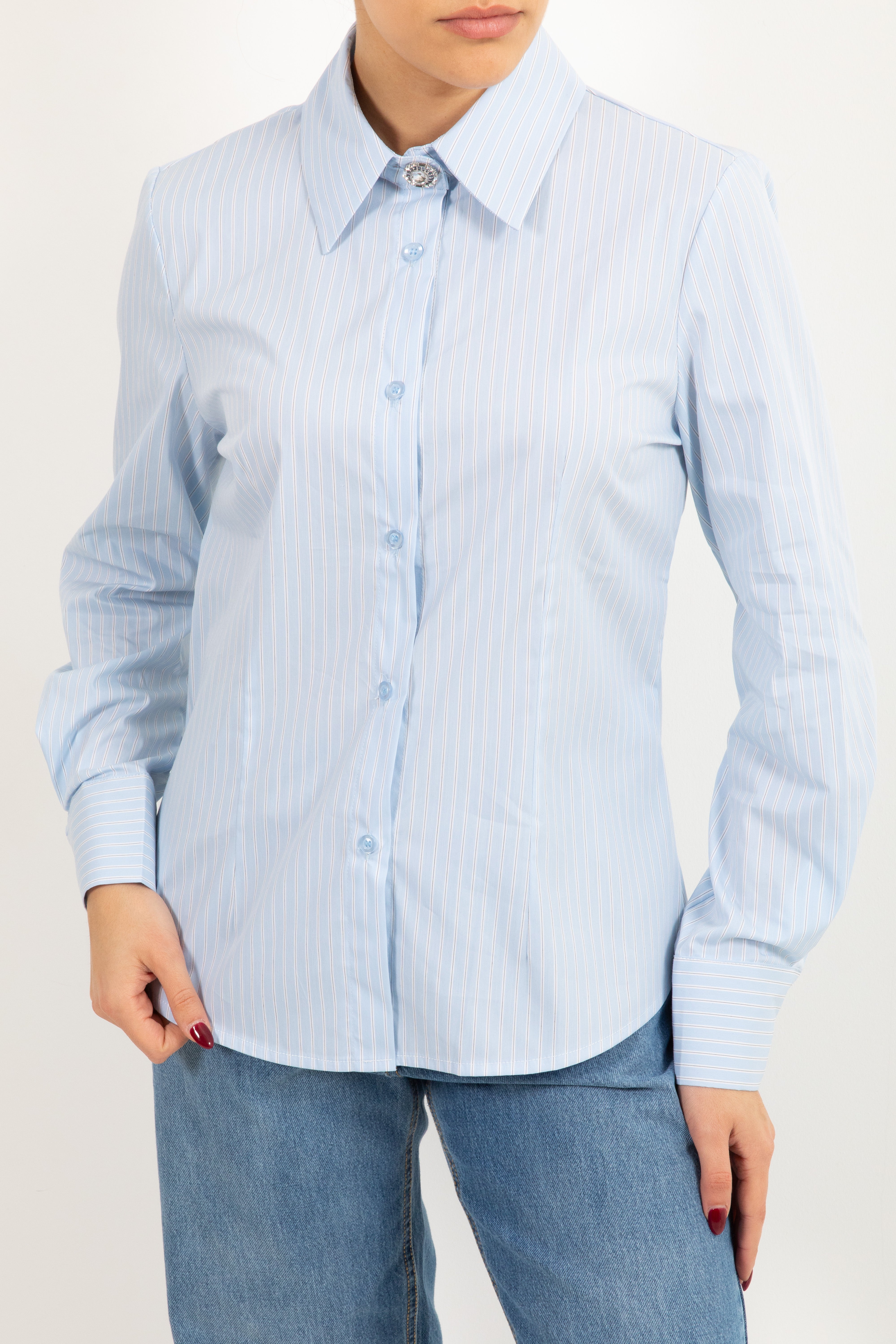 Camicia gessata con bottone gioiello Susy Mix