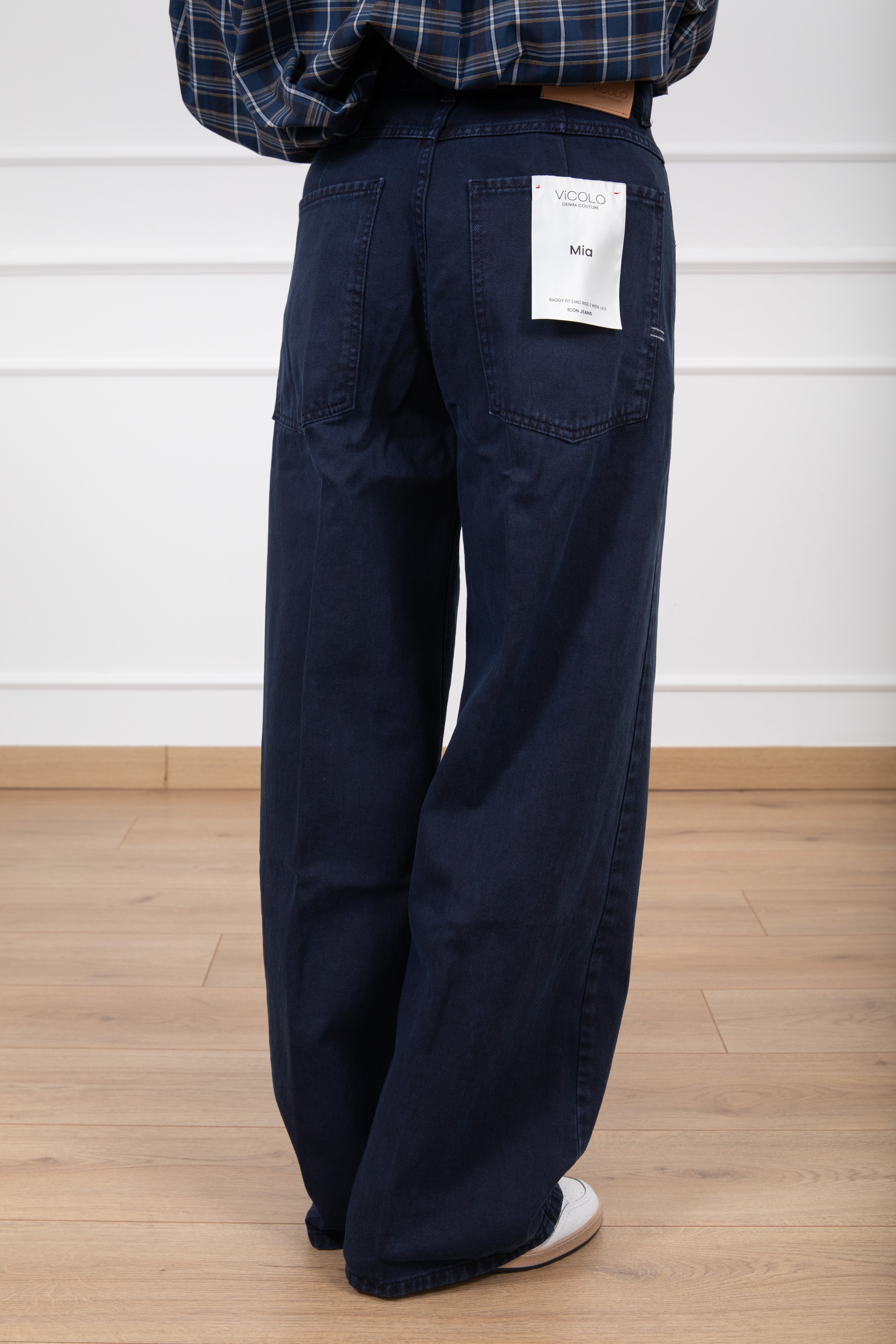 Jeans Mia color baggy-fit variante blu ViCOLO