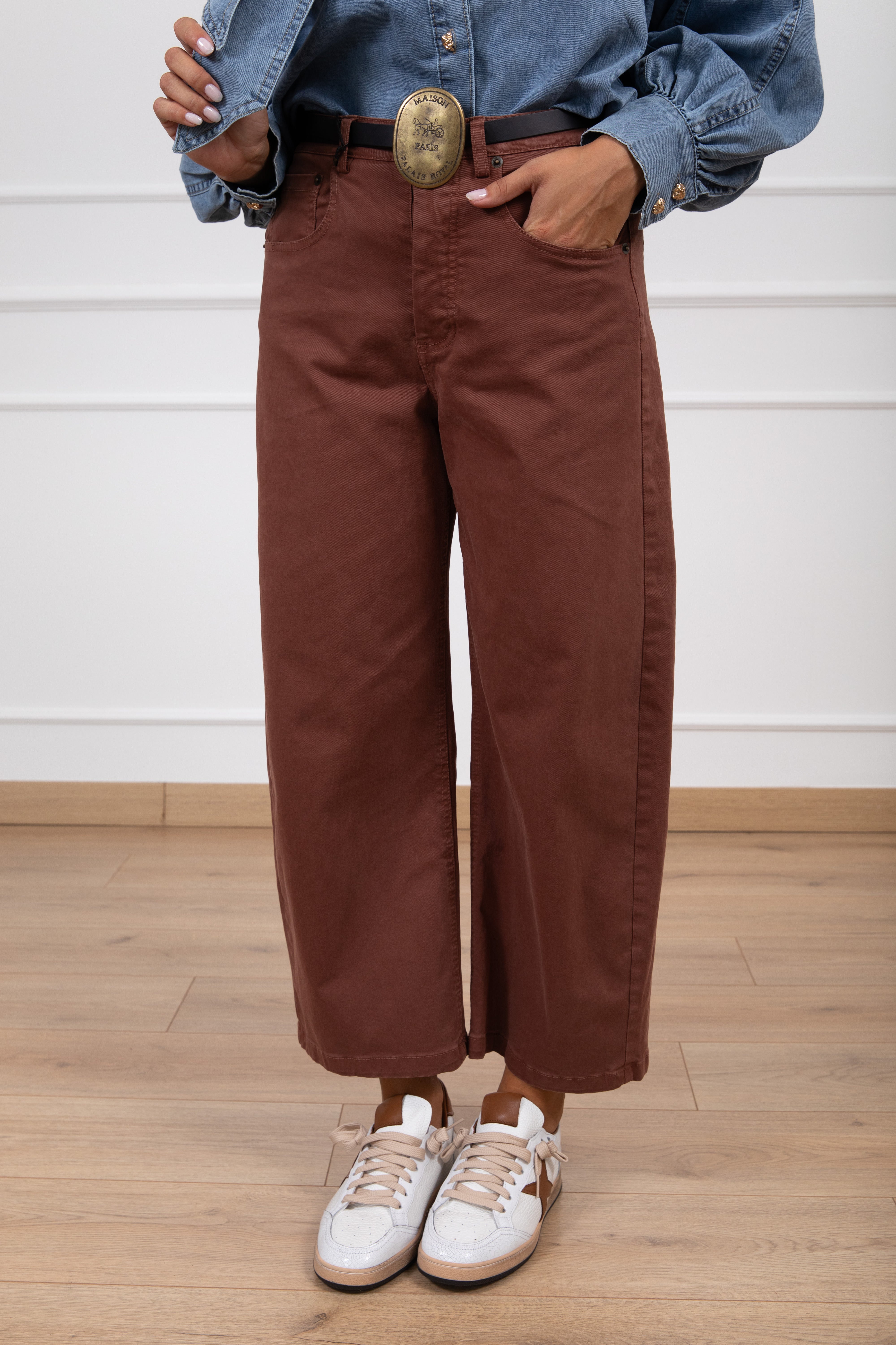 Pantalone 5 tasche con cintura placca Tensione IN