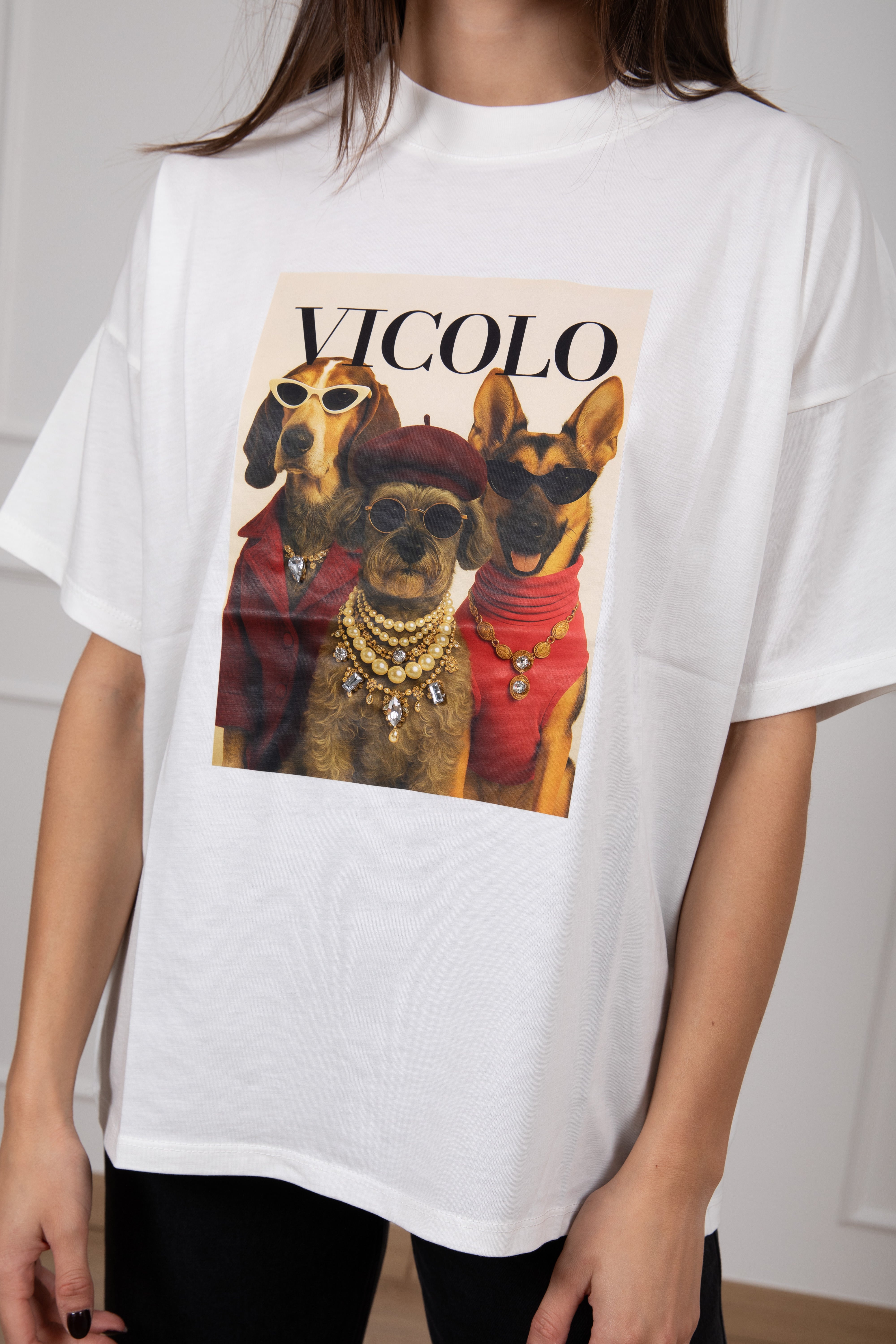 T-shirt over-size cani con pietre ViCOLO