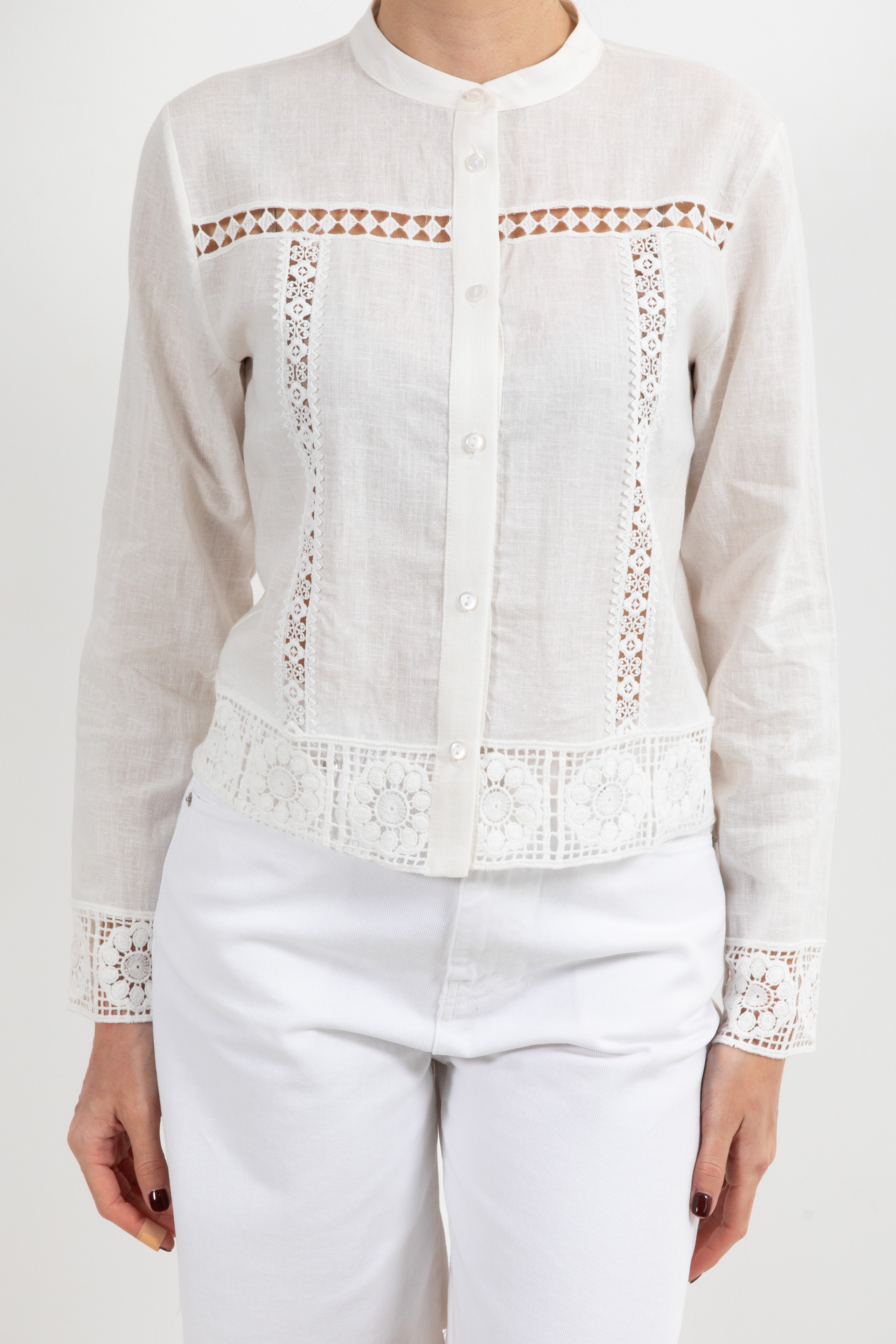 Camicia in lino con ricamo macramè Tensione IN