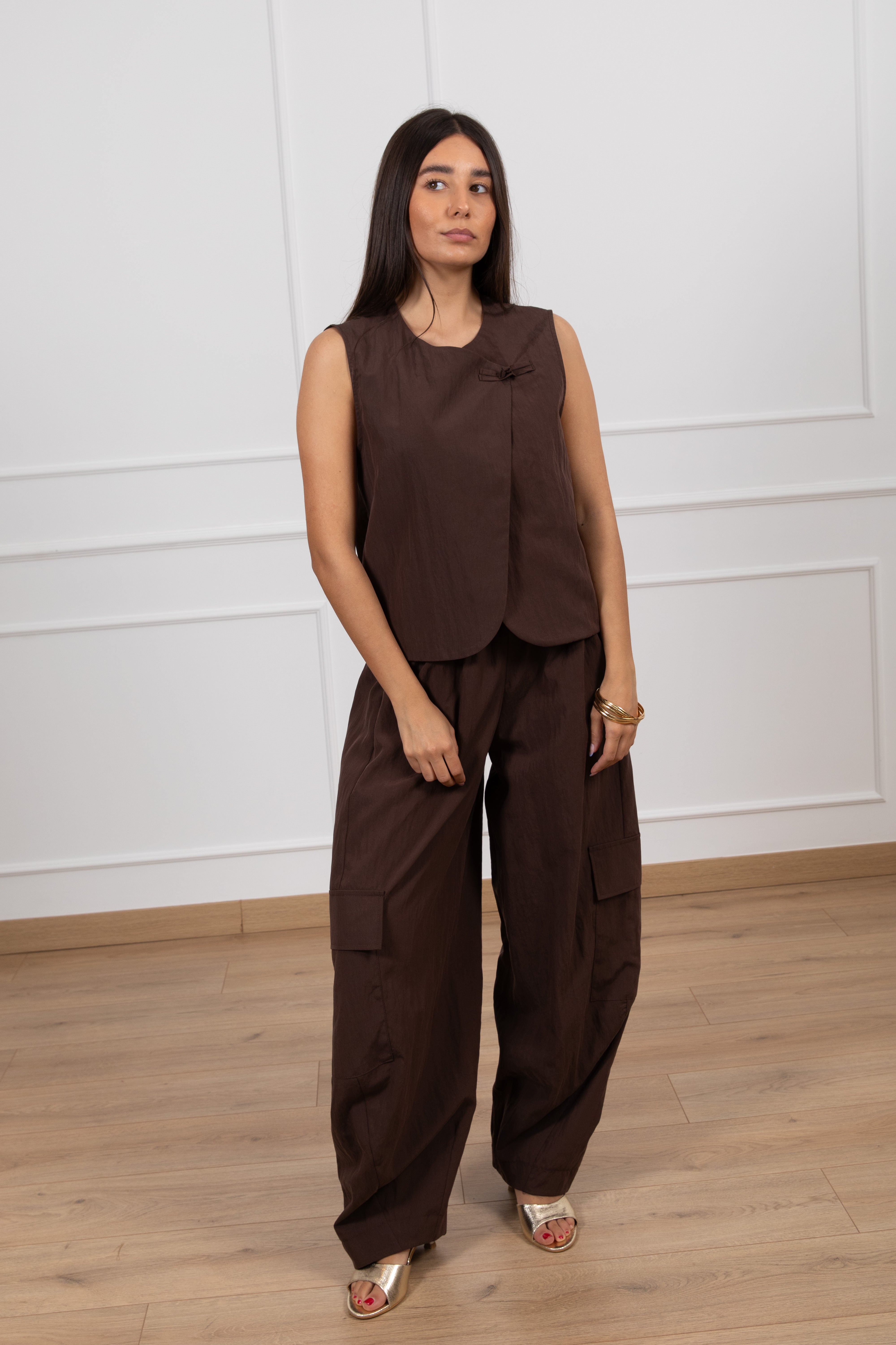 Coordinato gilet con alamaro e pantalone cargo Susy Mix
