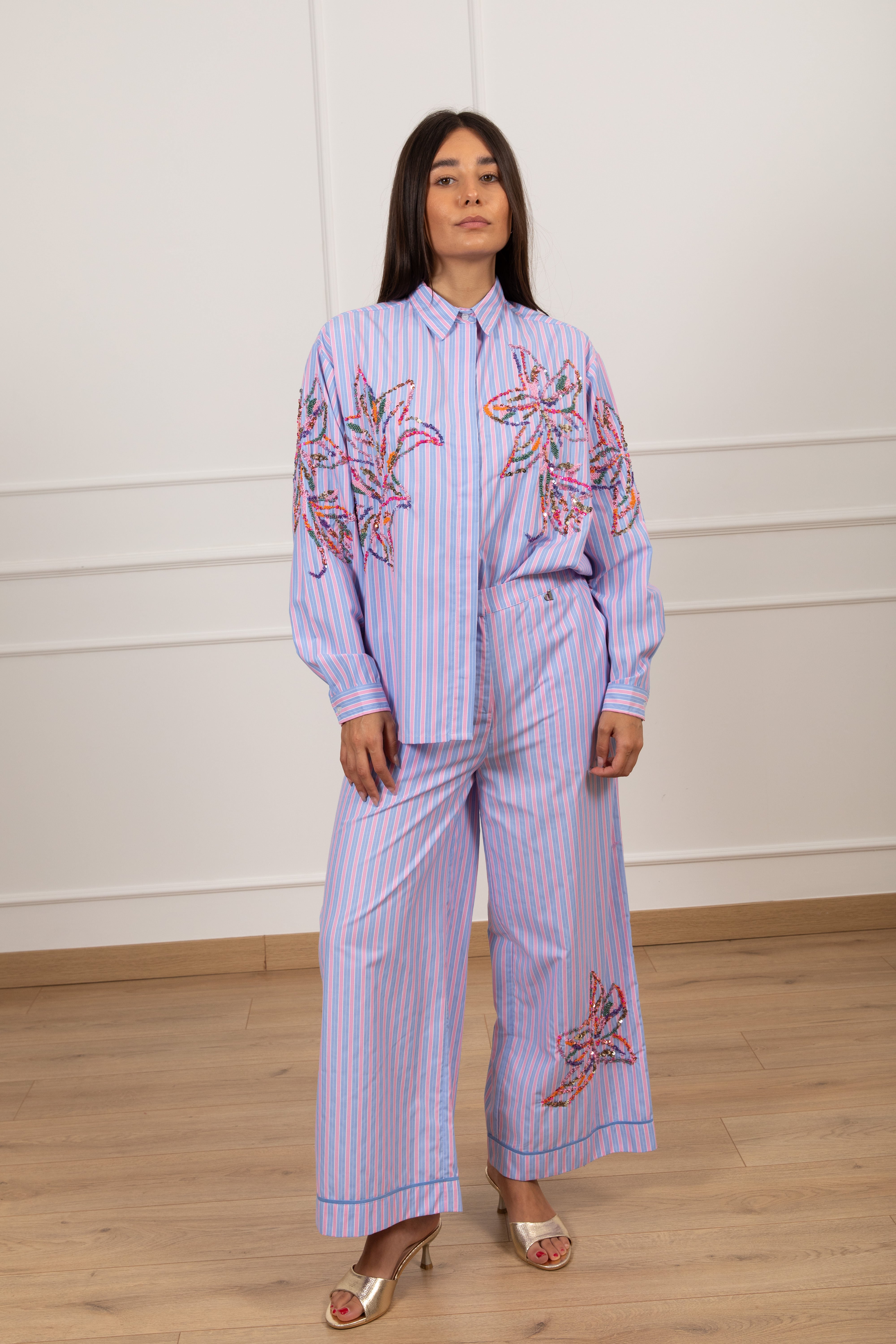 Pantalone bacchettato con ricamo floreale di perline Dixie