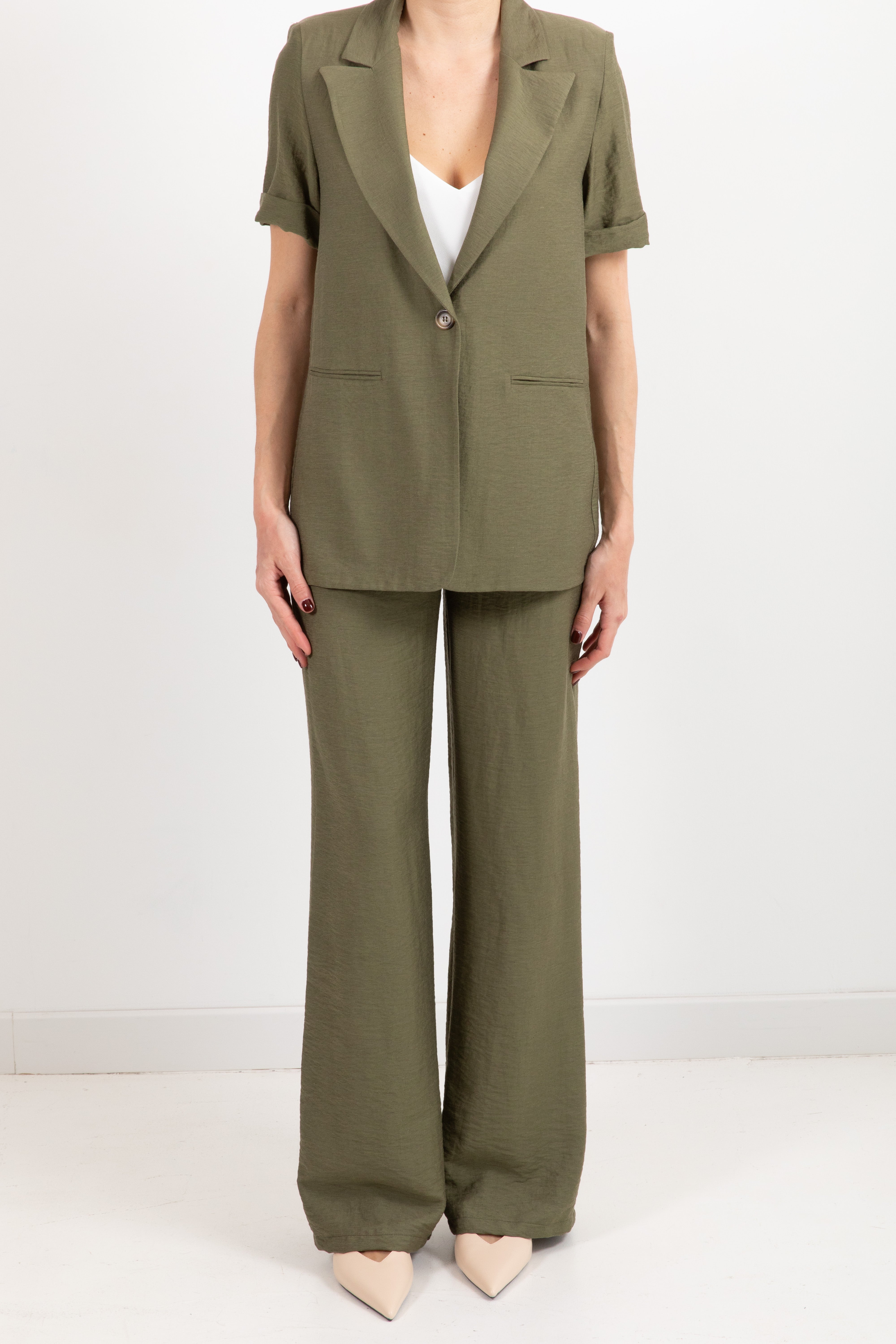 Tailleur giacca mezza manica e pantalone con elastico sul retro Dixie