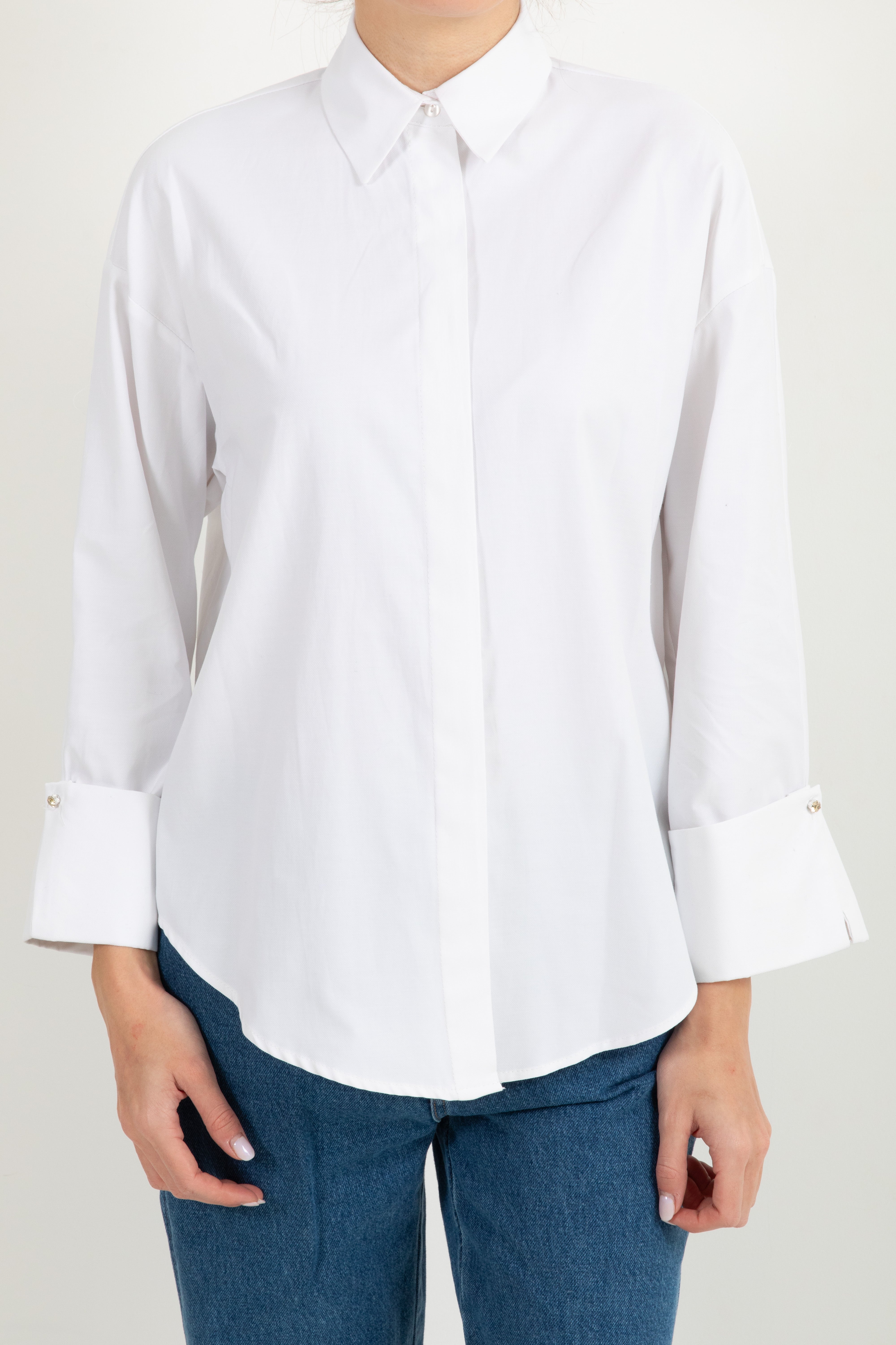 Camicia oxford con bottone gioiello sul polso Susy Mix