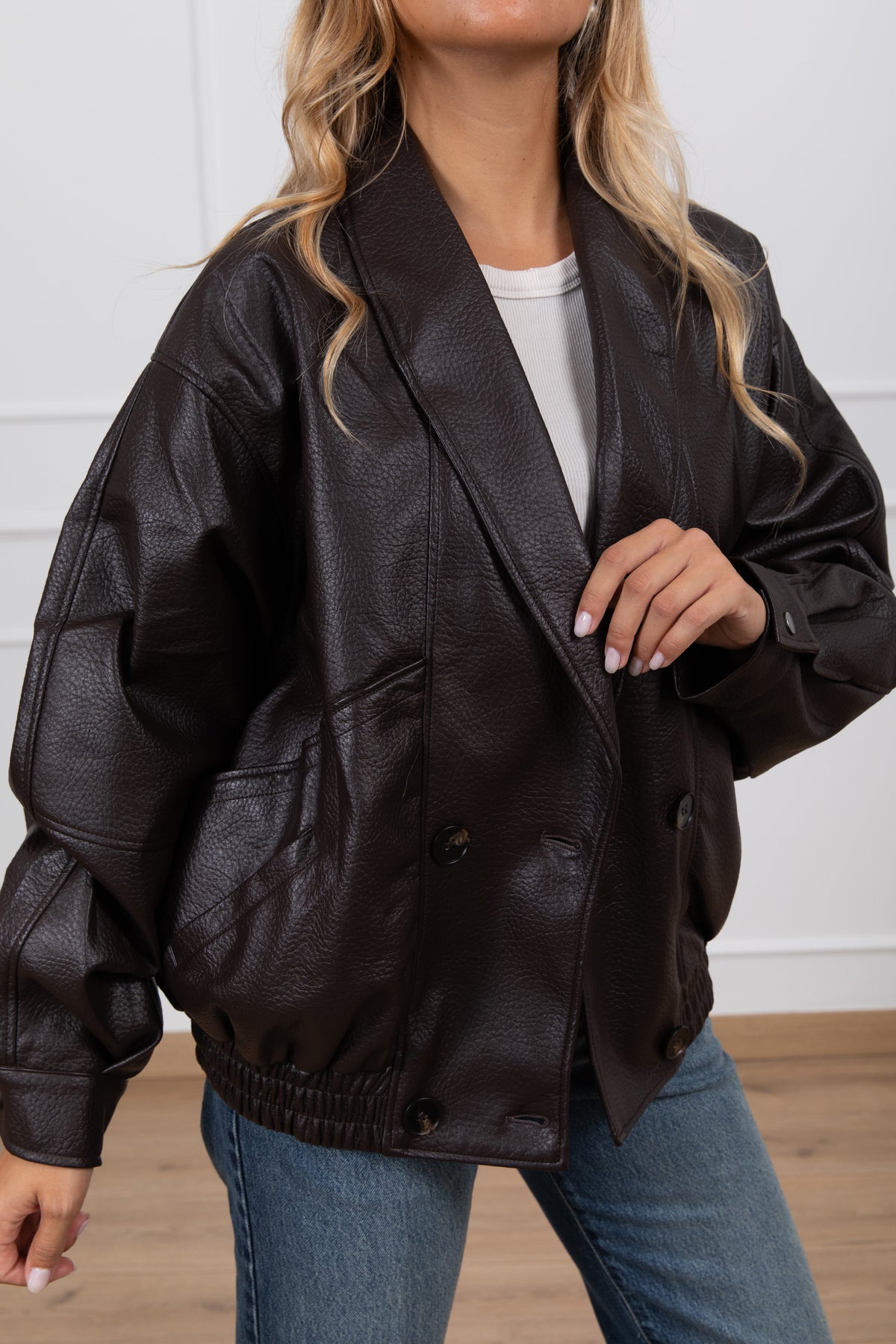 Bomber doppio-petto in eco-pelle martellata Susy Mix