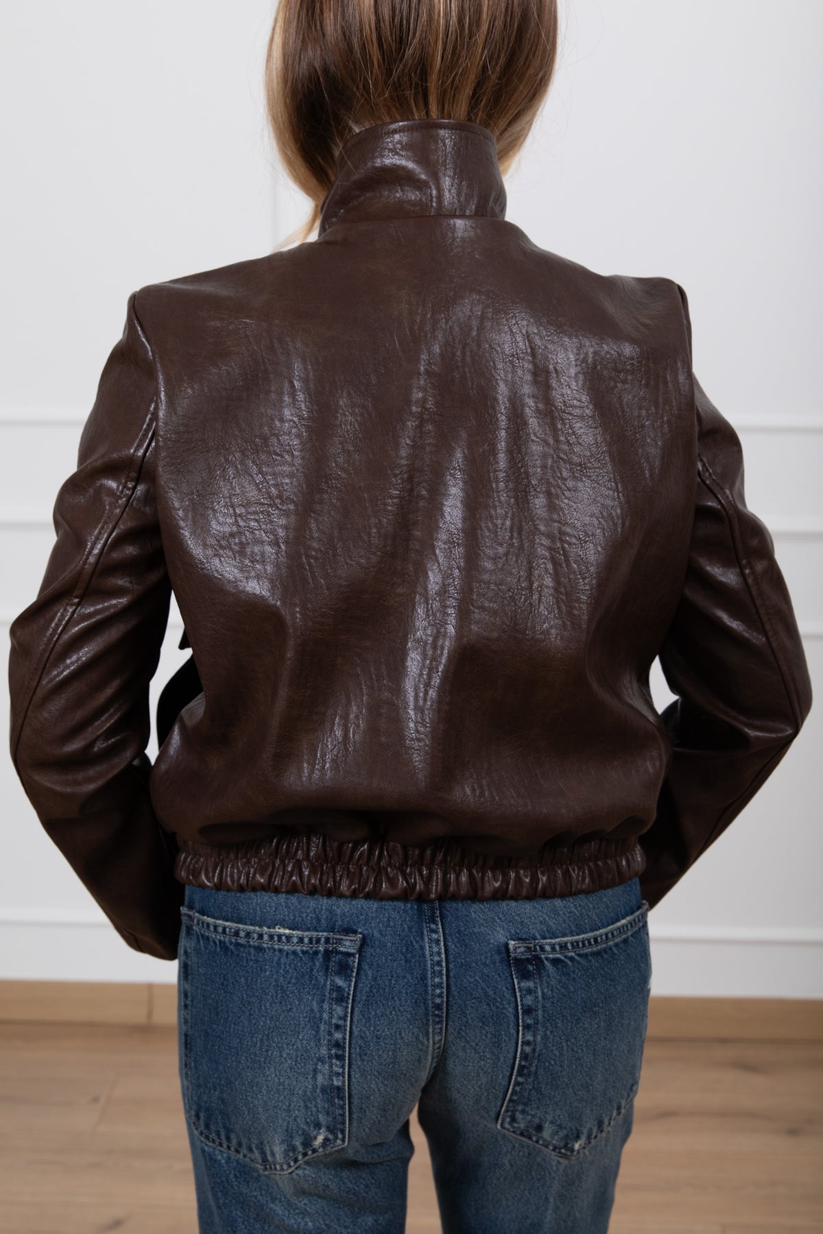 Bomber cropped in eco-pelle con tasca a patta Susy Mix