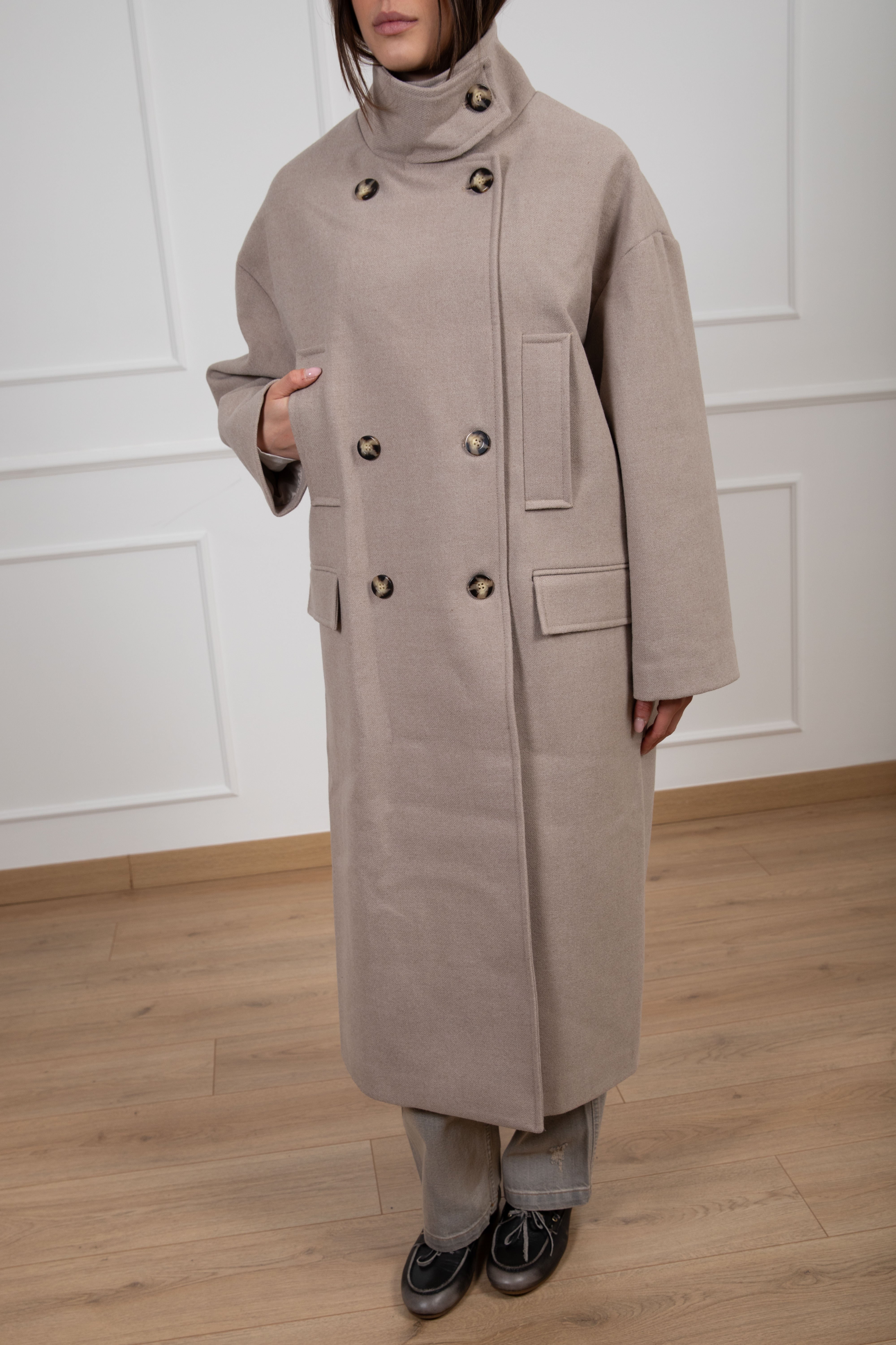 Cappotto con collo a ciambella ViCOLO