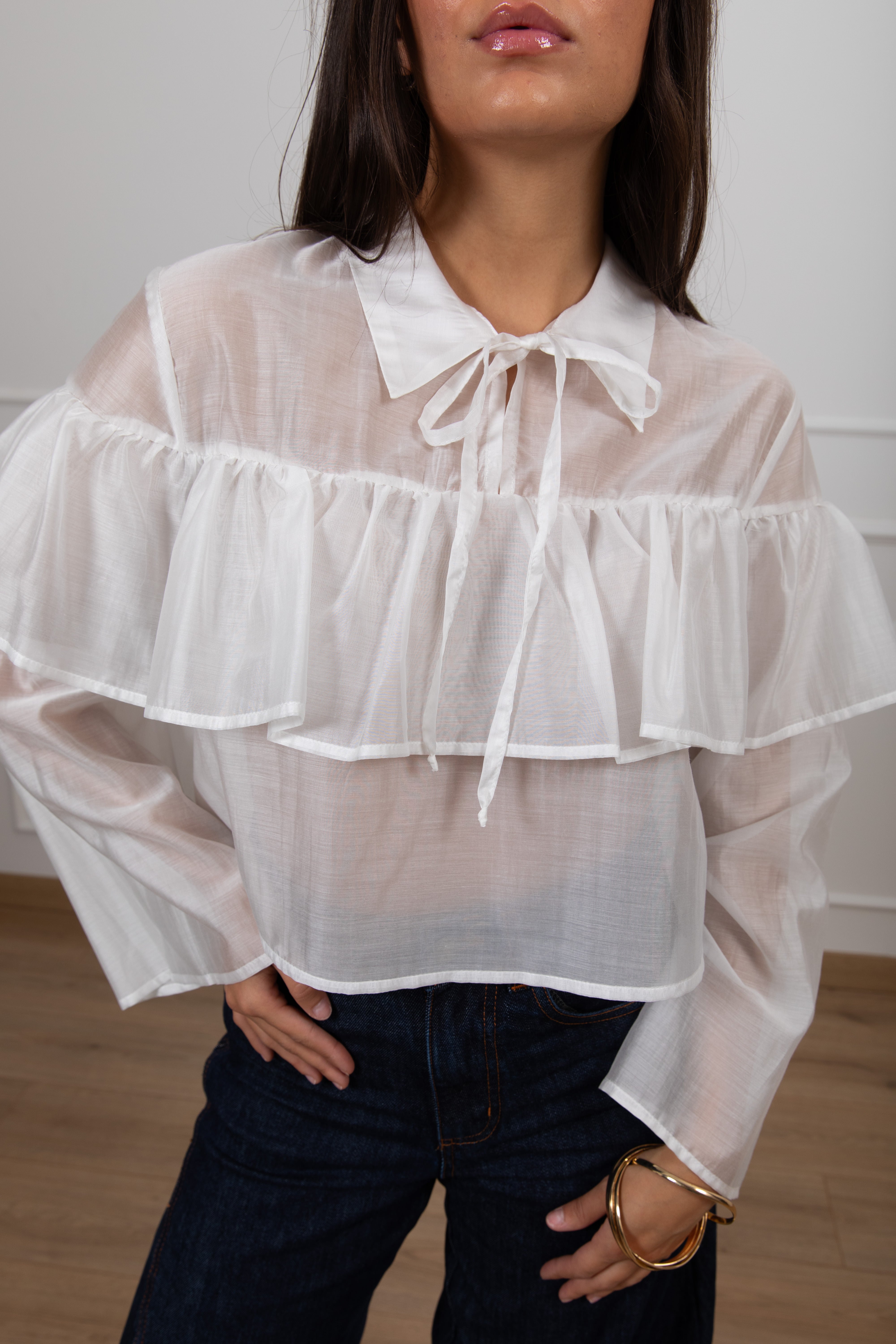 Blusa cropped con rouches ViCOLO