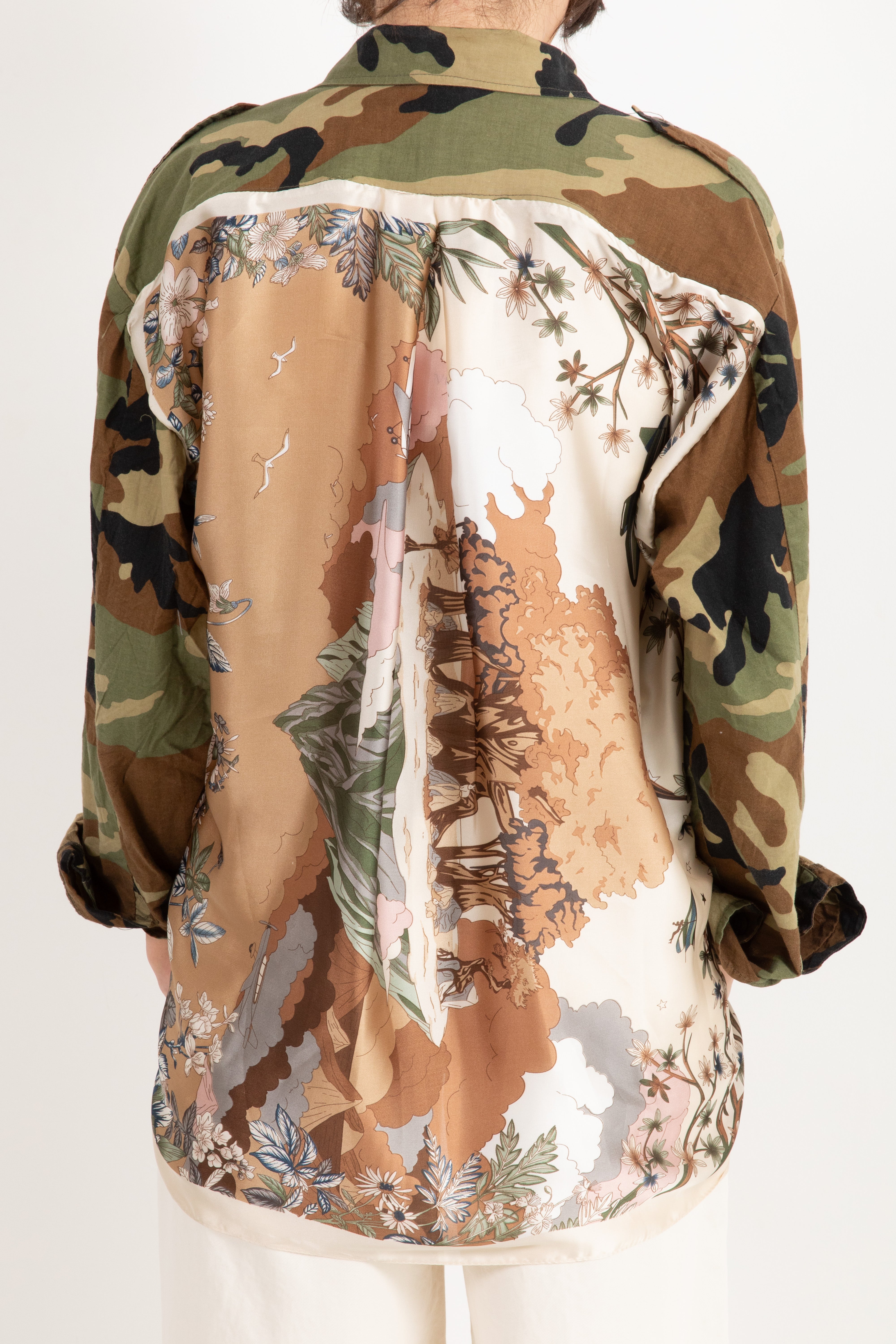 Camicia camouflage con retro foulard Susy Mix