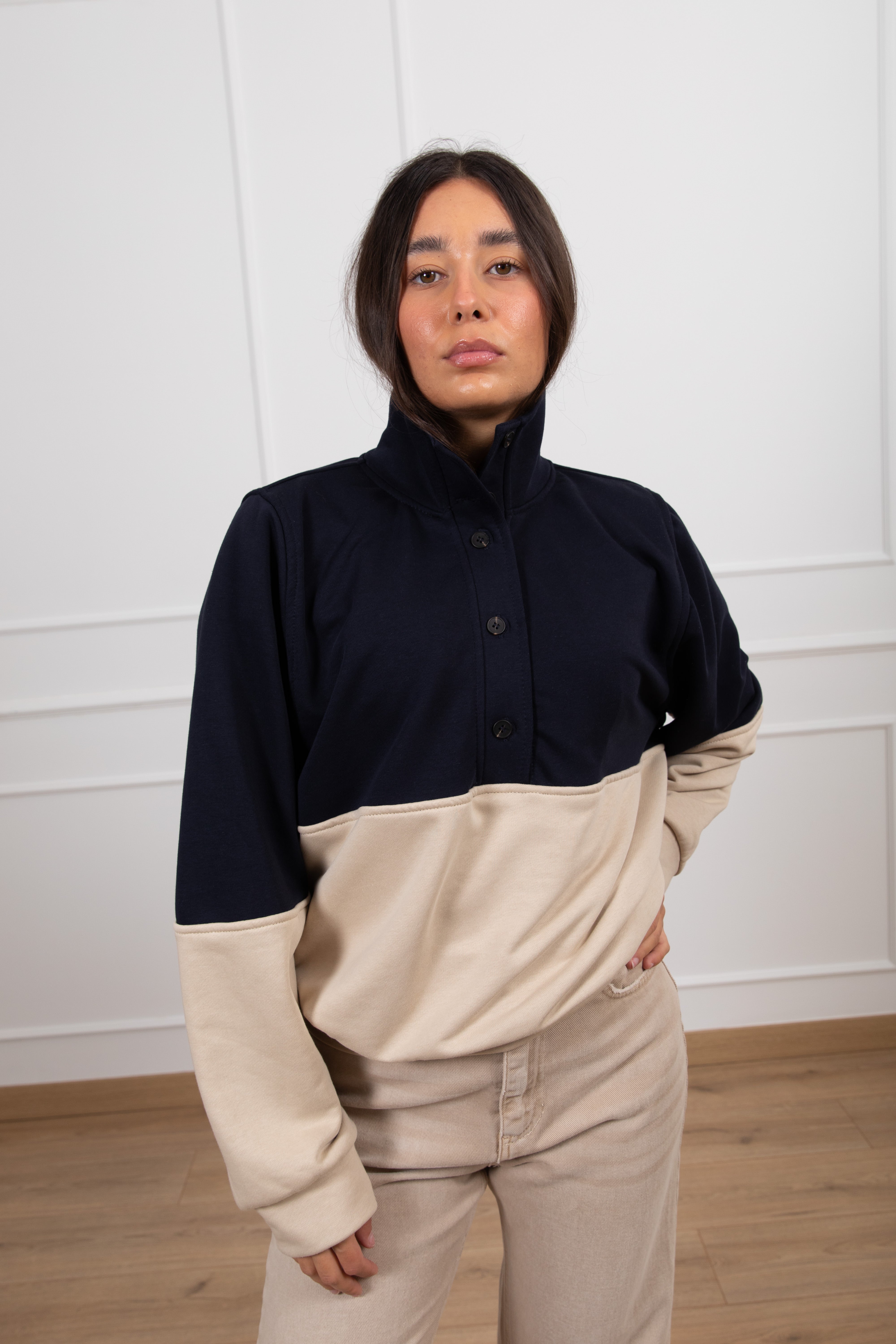 Felpa bi-color bottoni Tensione IN