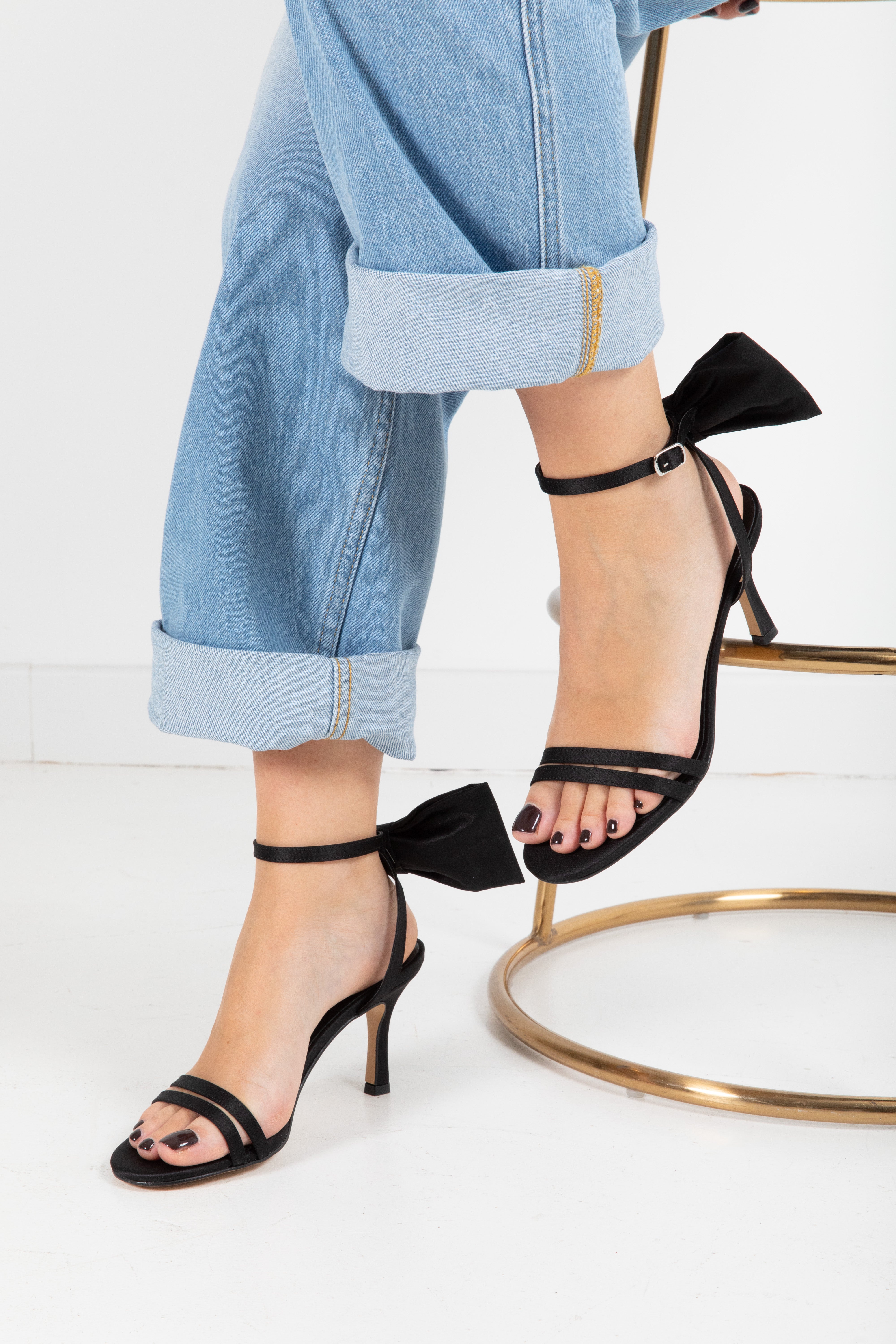Sandalo in raso con fiocco Divine Follie