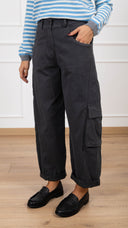 Jeans cargo egg-fit con elastico sul retro variante piombo Susy Mix